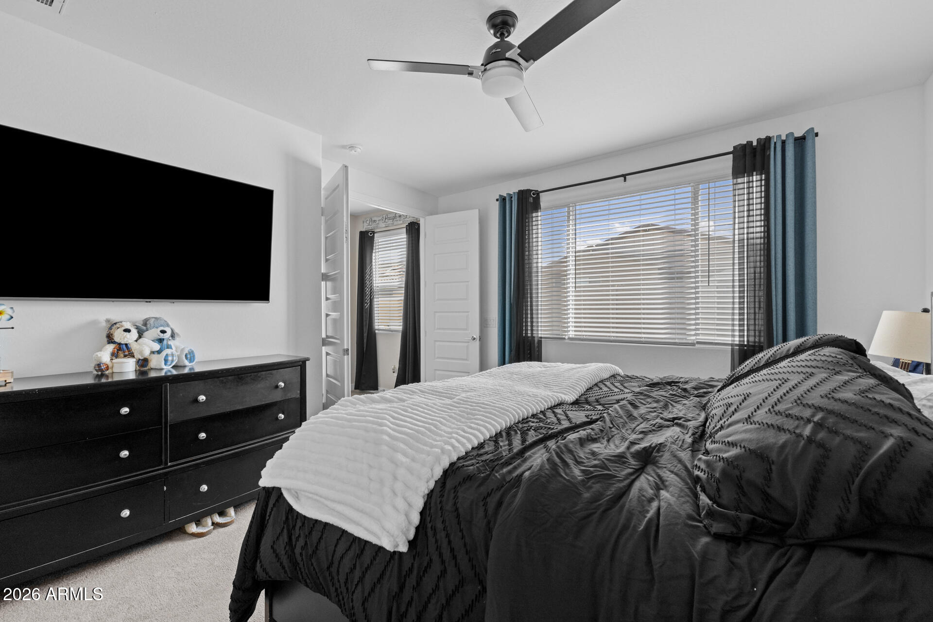 4143 E APPALOOSA Road