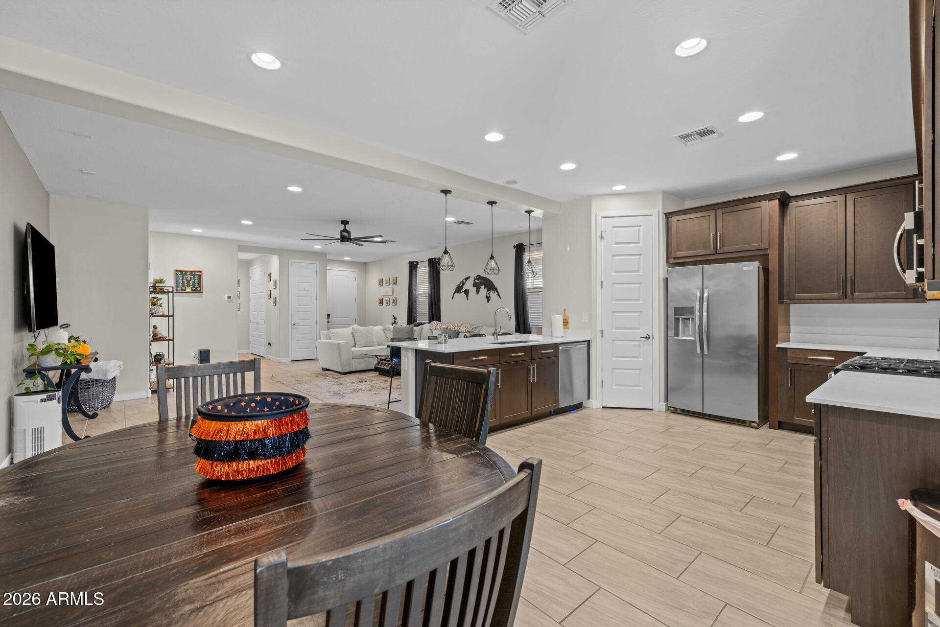 4143 E APPALOOSA Road