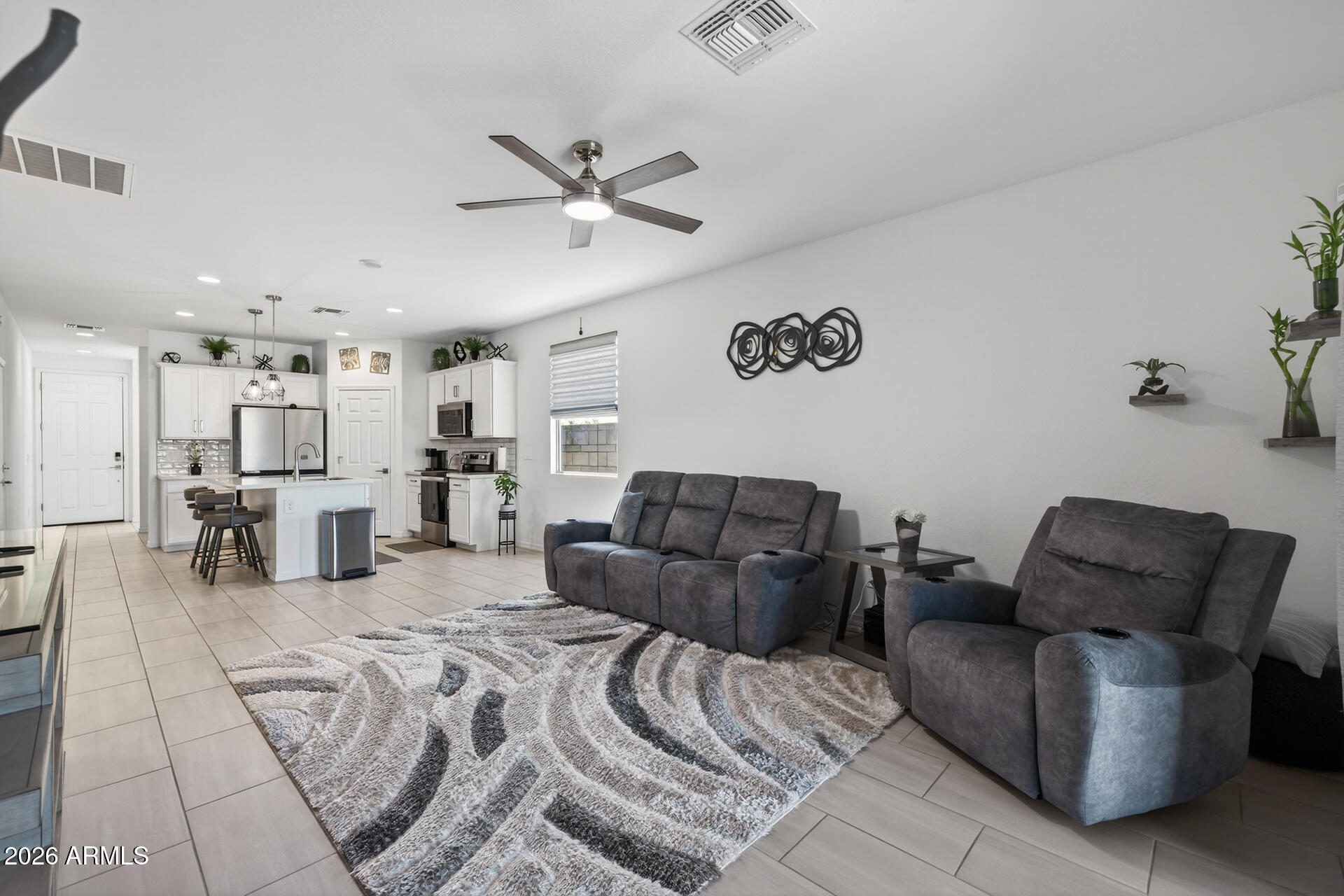 36354 W SAN CLEMENTE Avenue