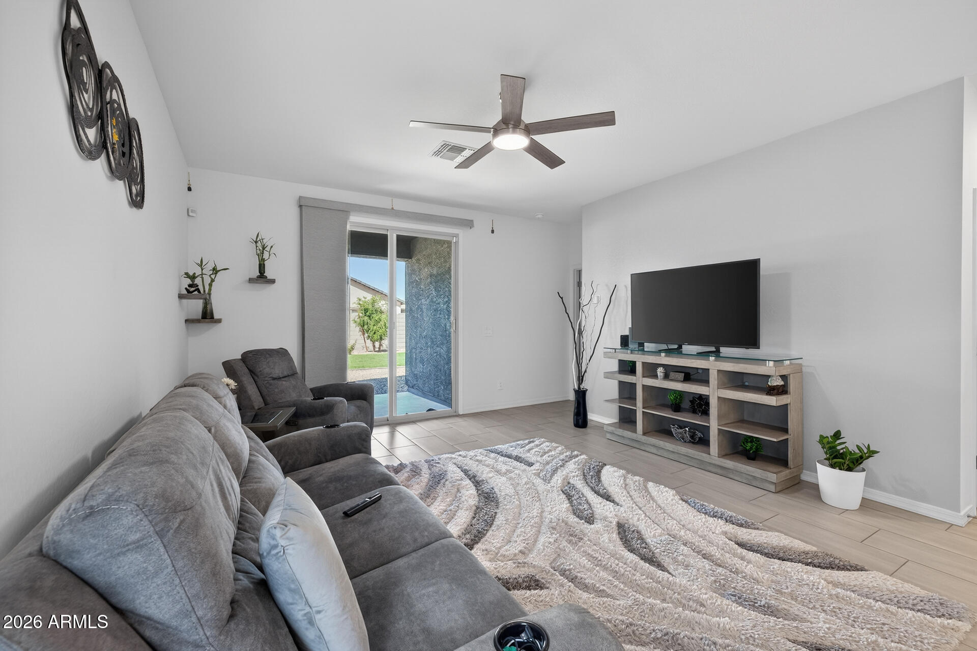 36354 W SAN CLEMENTE Avenue