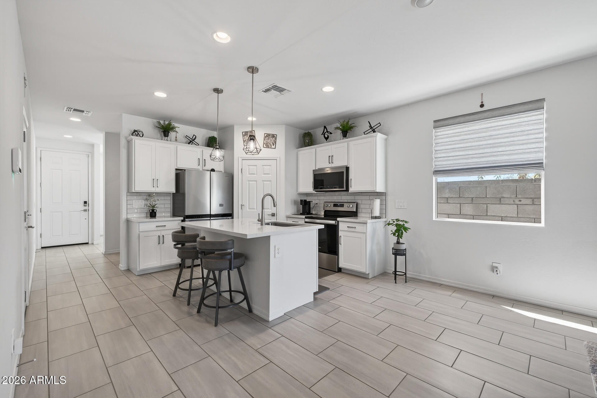 36354 W SAN CLEMENTE Avenue