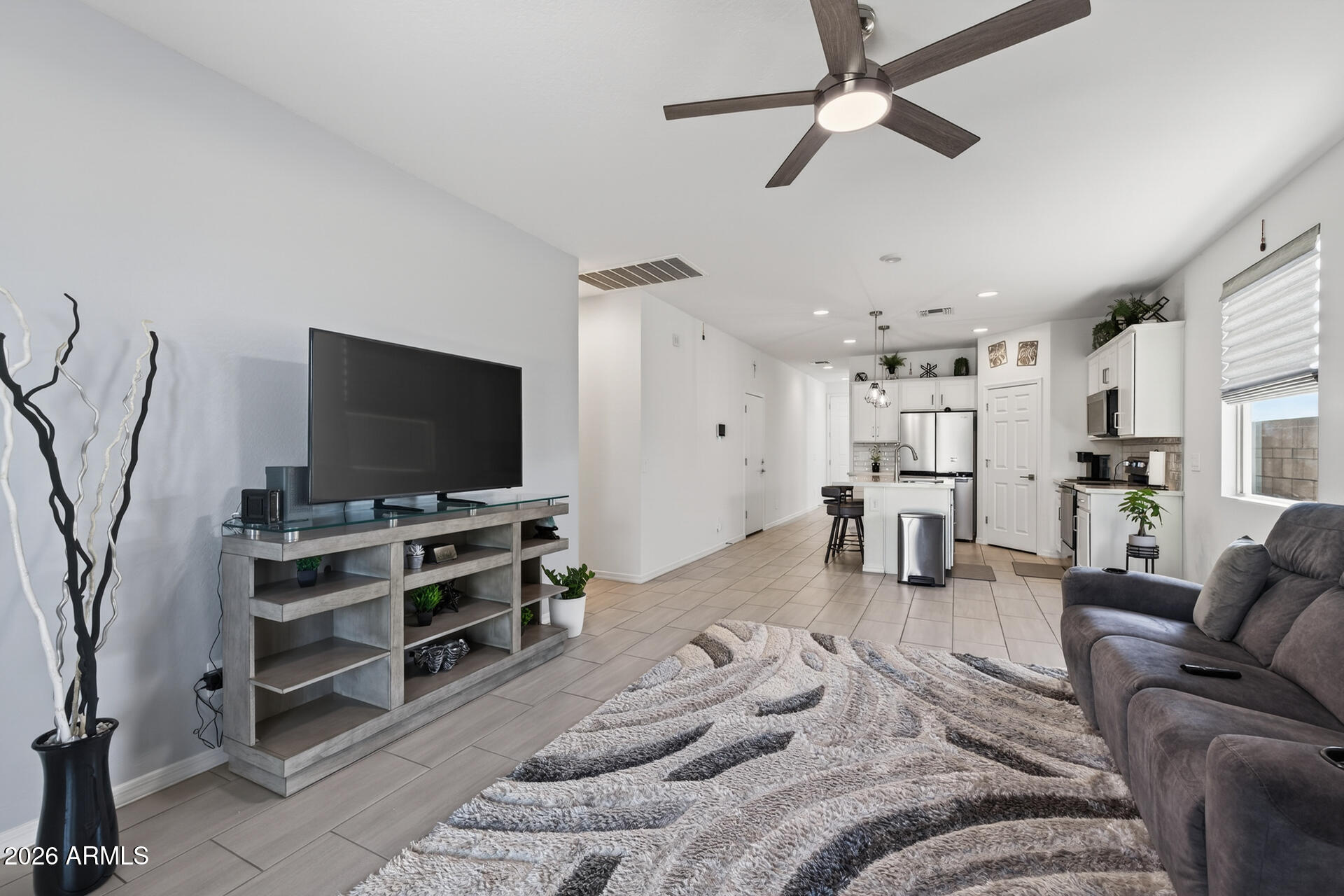 36354 W SAN CLEMENTE Avenue