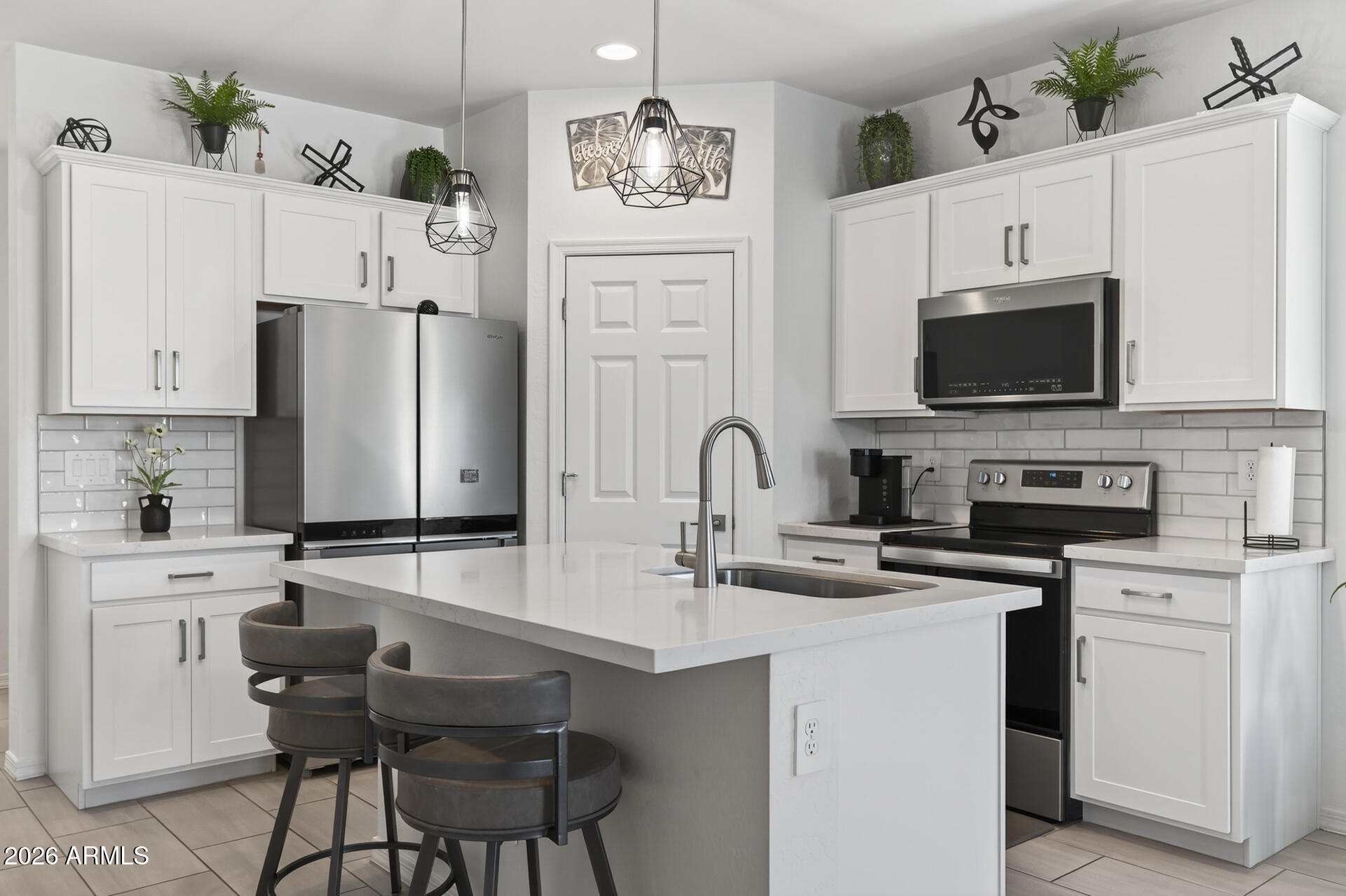 36354 W SAN CLEMENTE Avenue