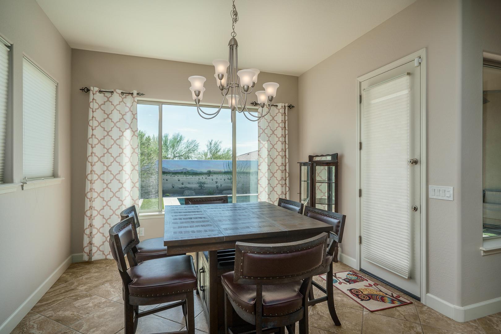 18215 W DESERT SAGE Drive