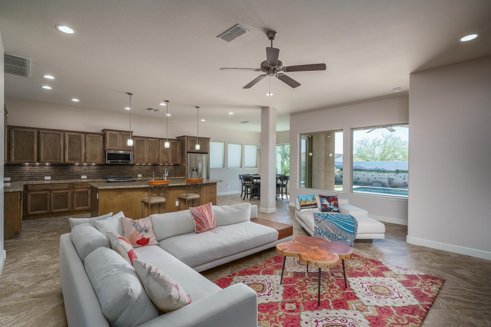 18215 W DESERT SAGE Drive