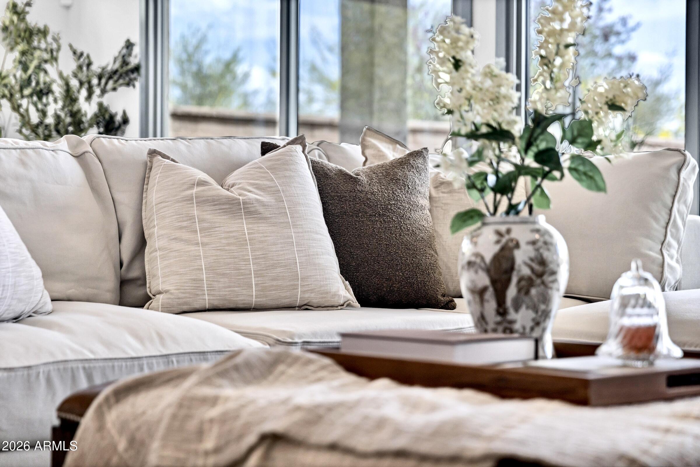 21333 W Hillcrest Boulevard