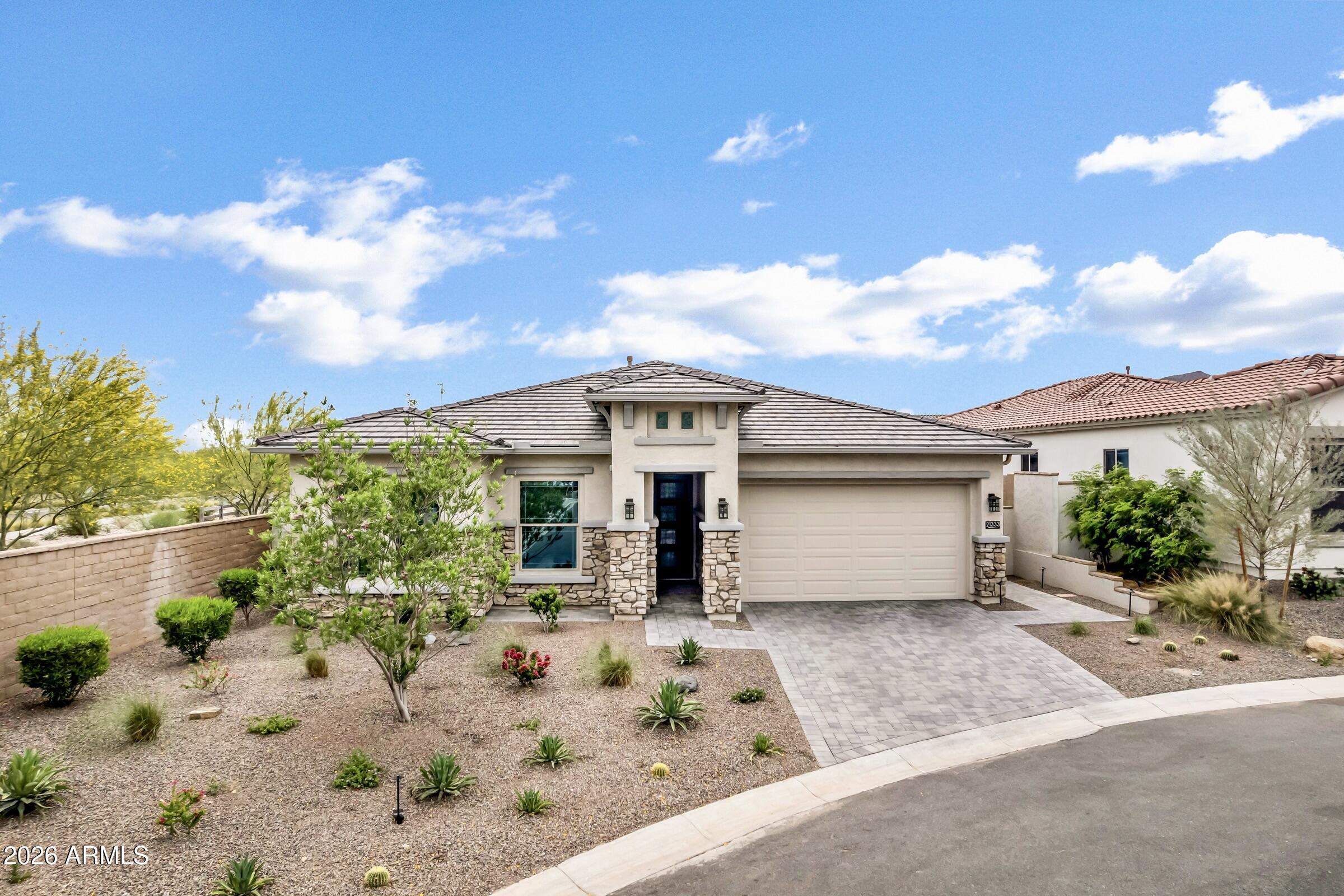 21333 W Hillcrest Boulevard