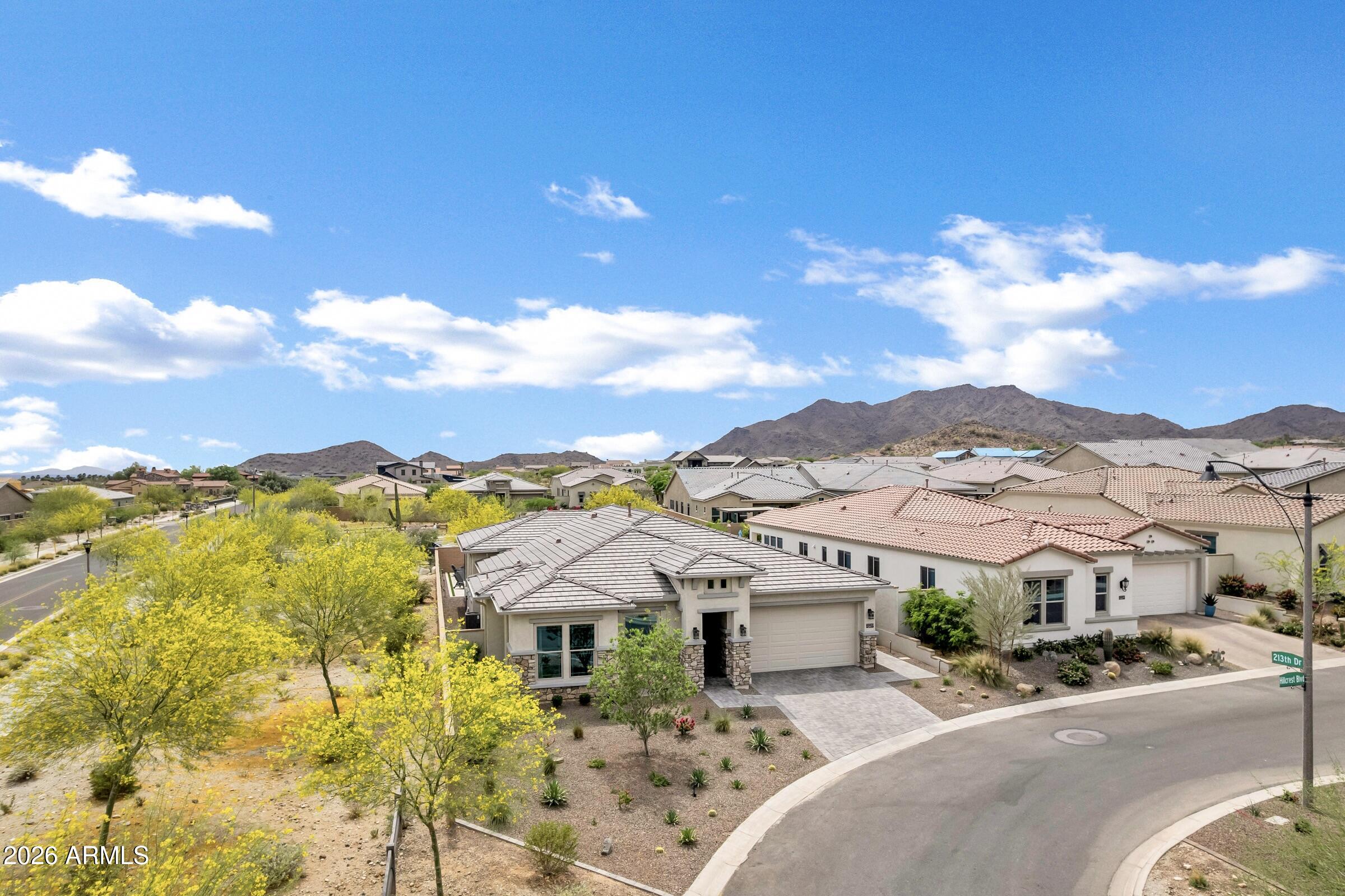 21333 W Hillcrest Boulevard