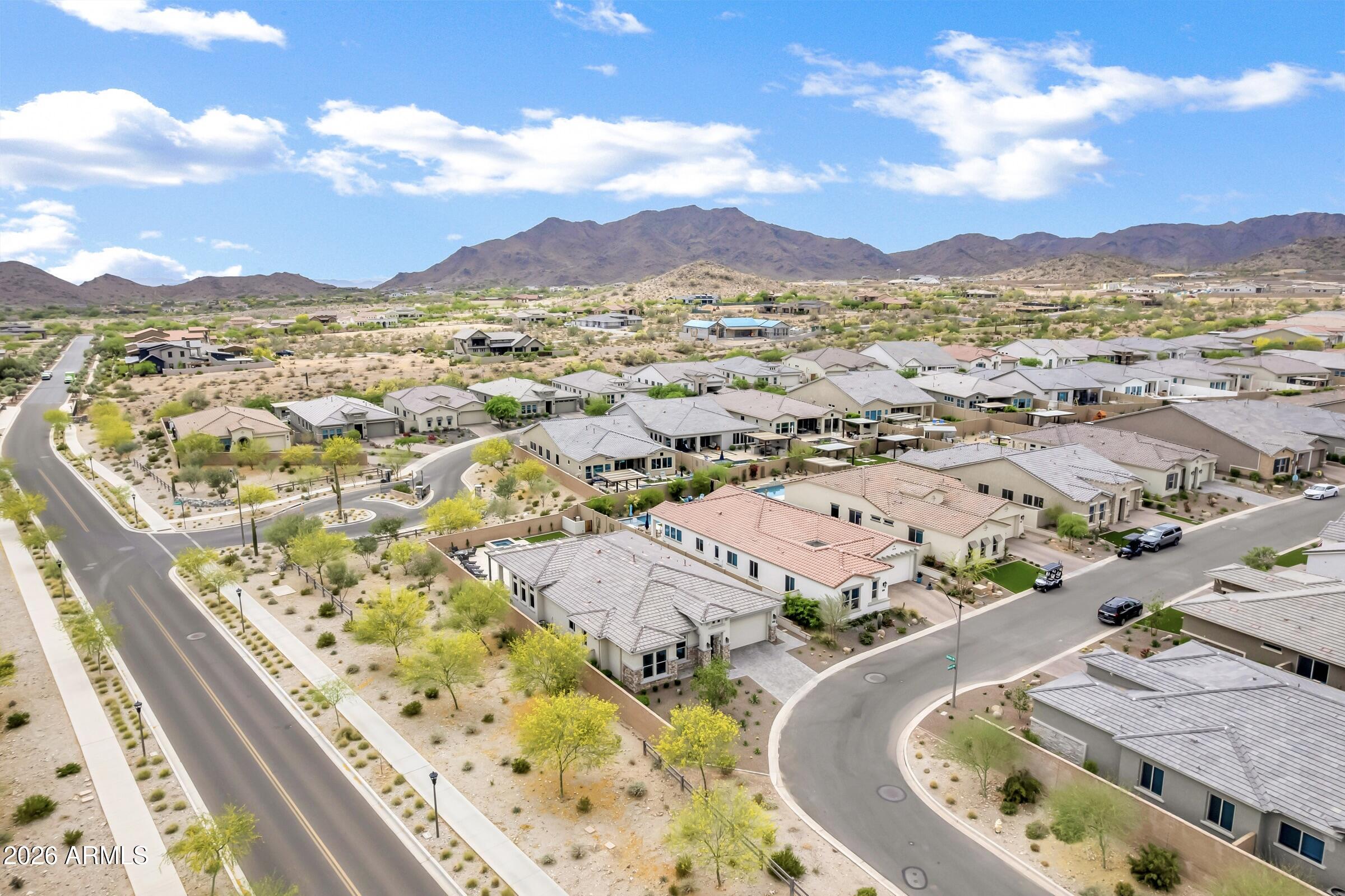 21333 W Hillcrest Boulevard