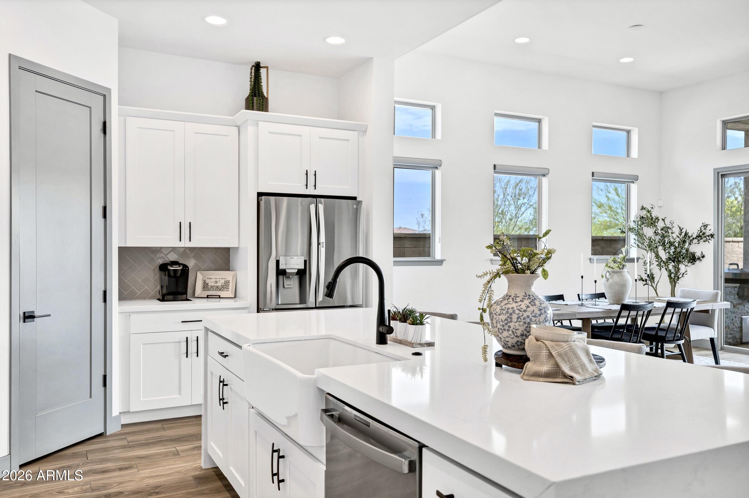 21333 W Hillcrest Boulevard