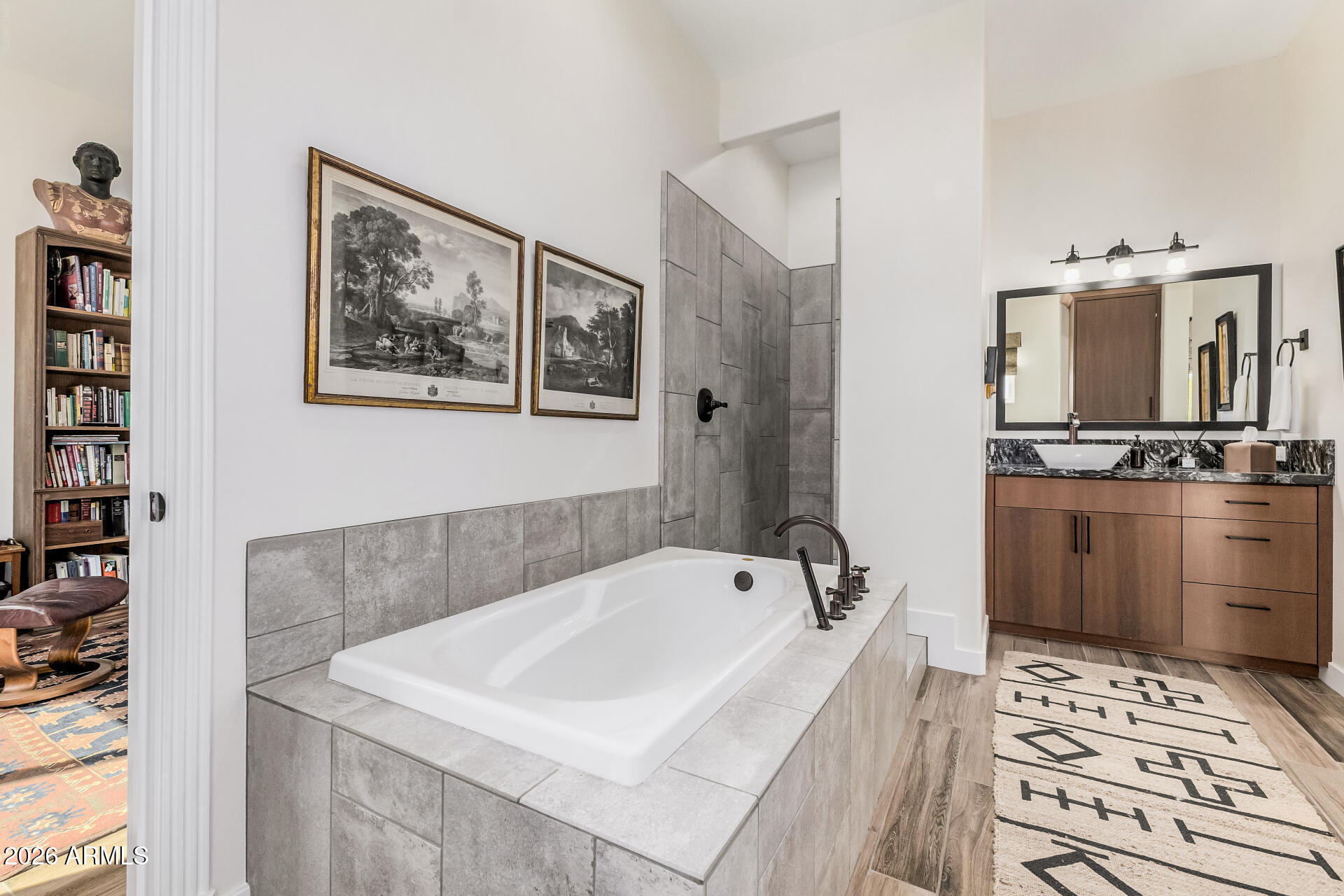 1414 S MORNING DOVE Court