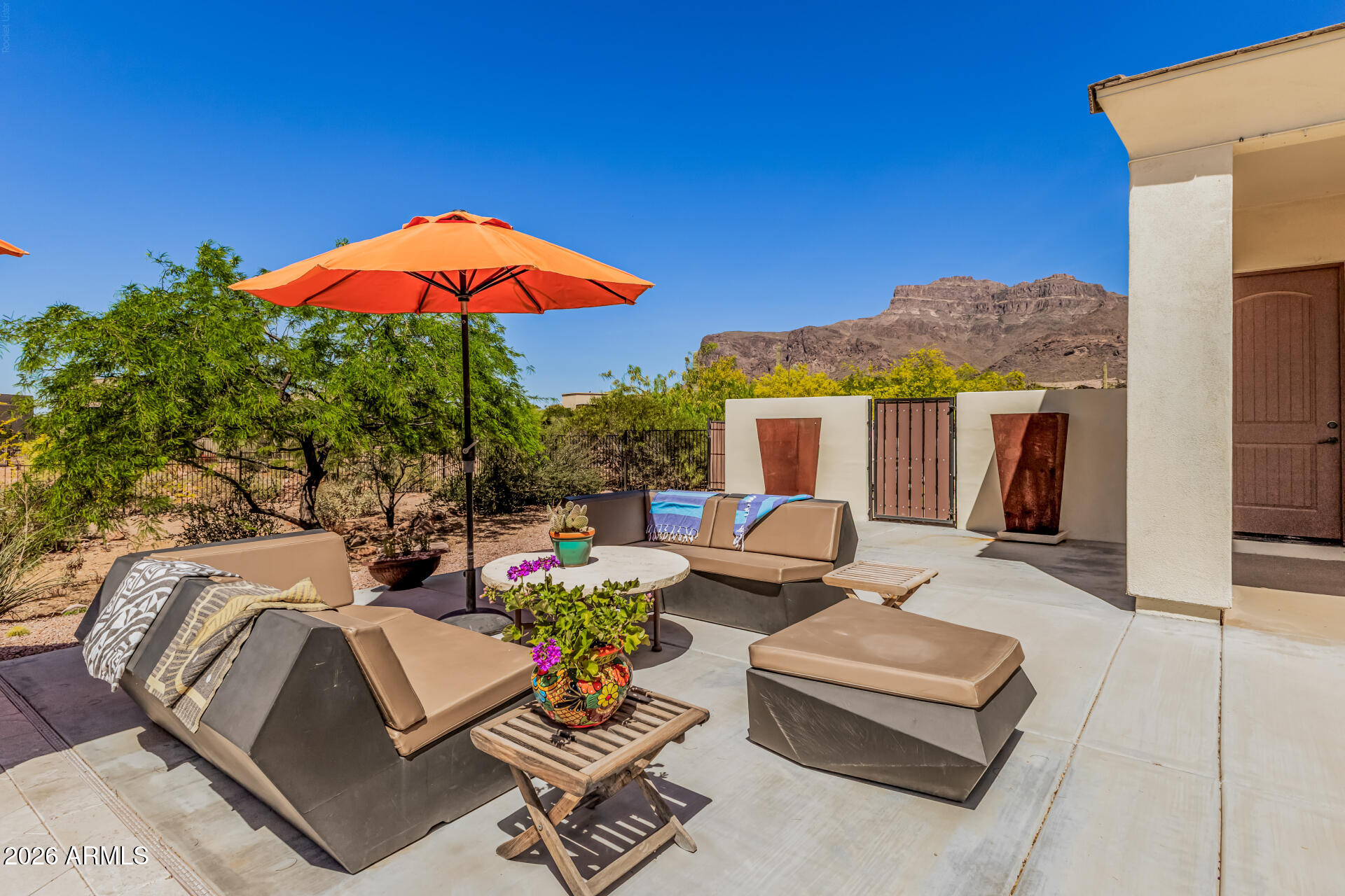 1414 S MORNING DOVE Court
