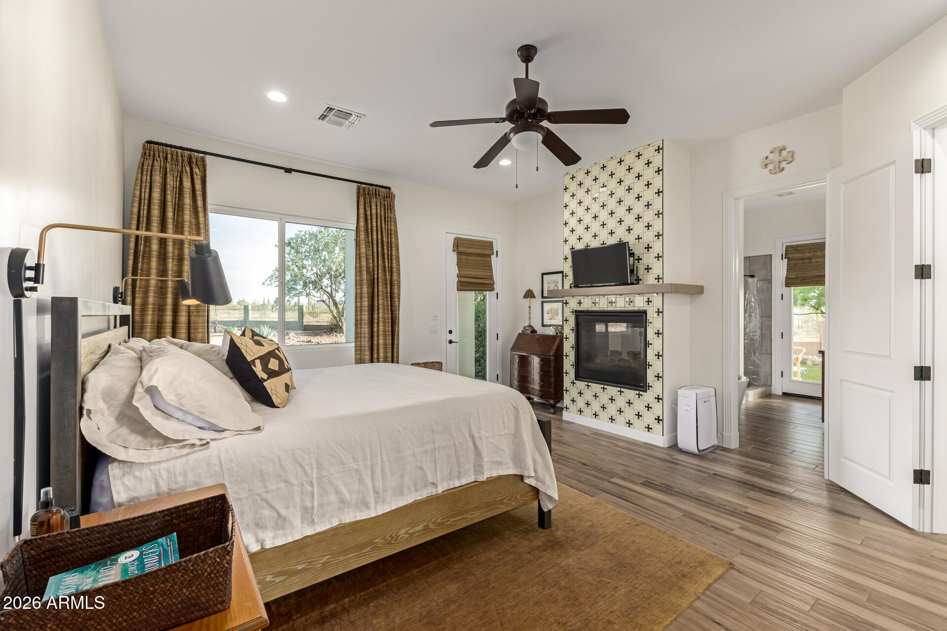 1414 S MORNING DOVE Court