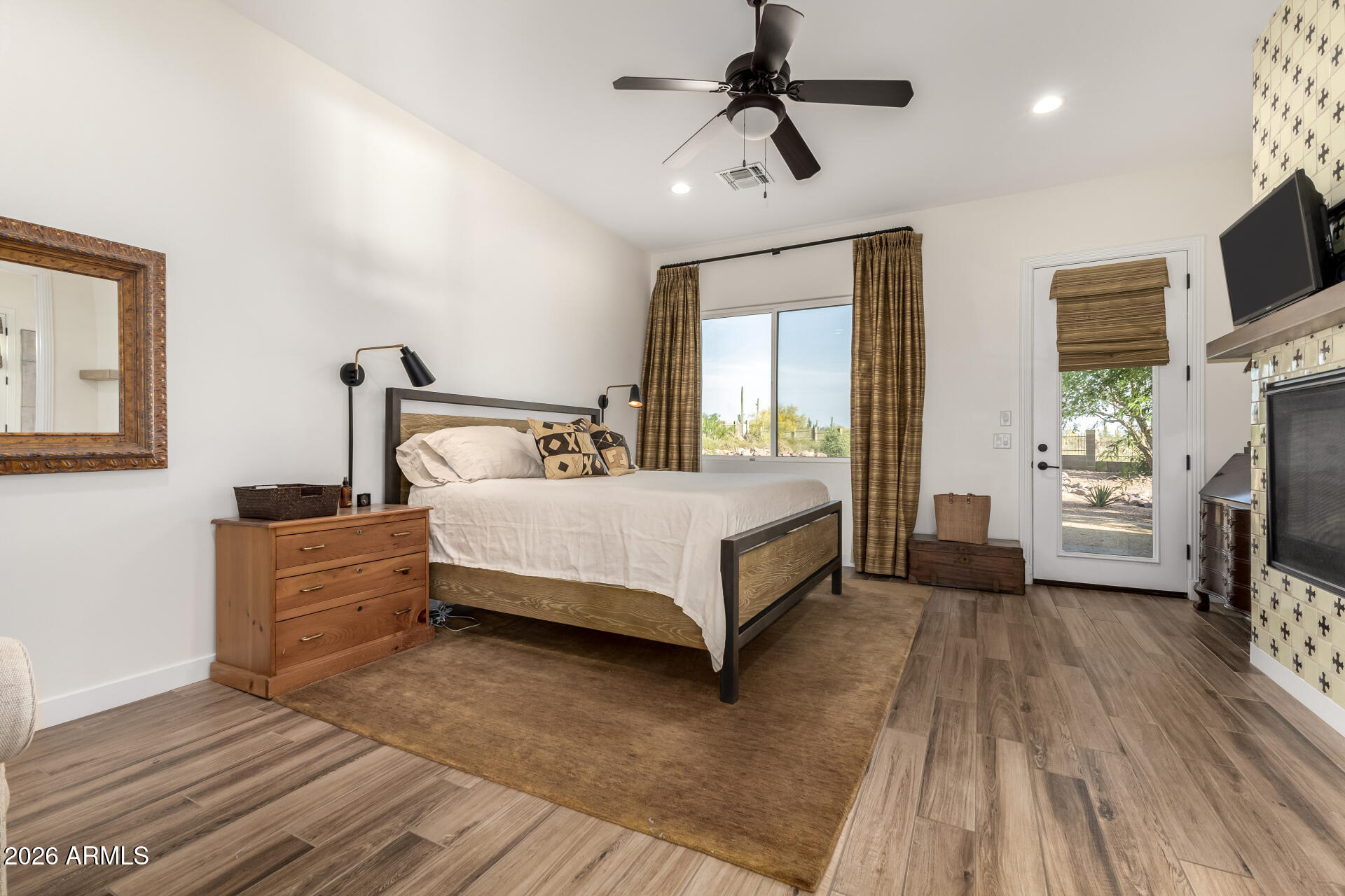 1414 S MORNING DOVE Court