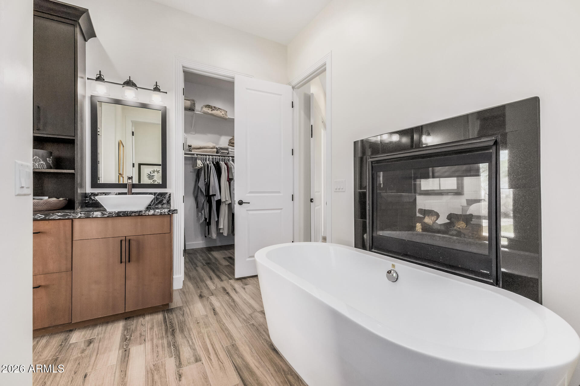 1414 S MORNING DOVE Court