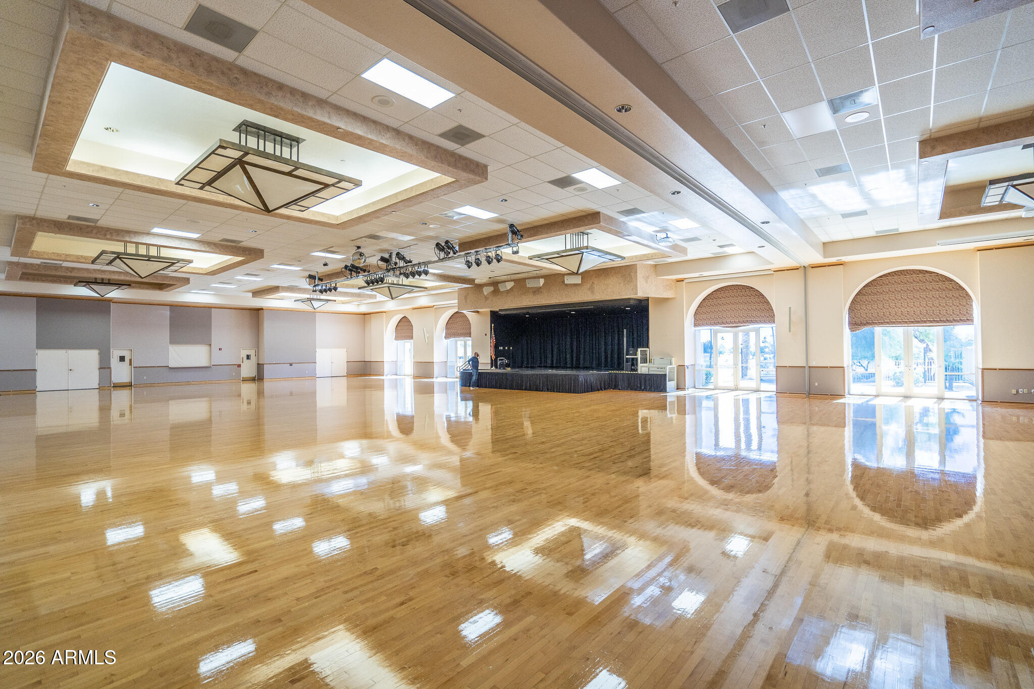 14835 N BOSWELL Boulevard