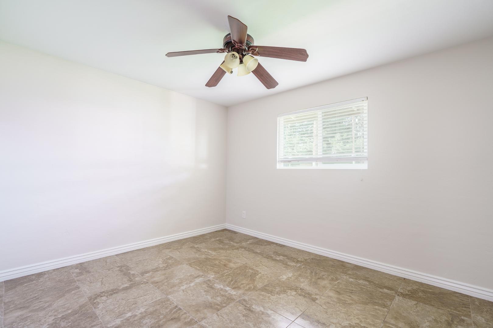 7802 E Heatherbrae Avenue 3