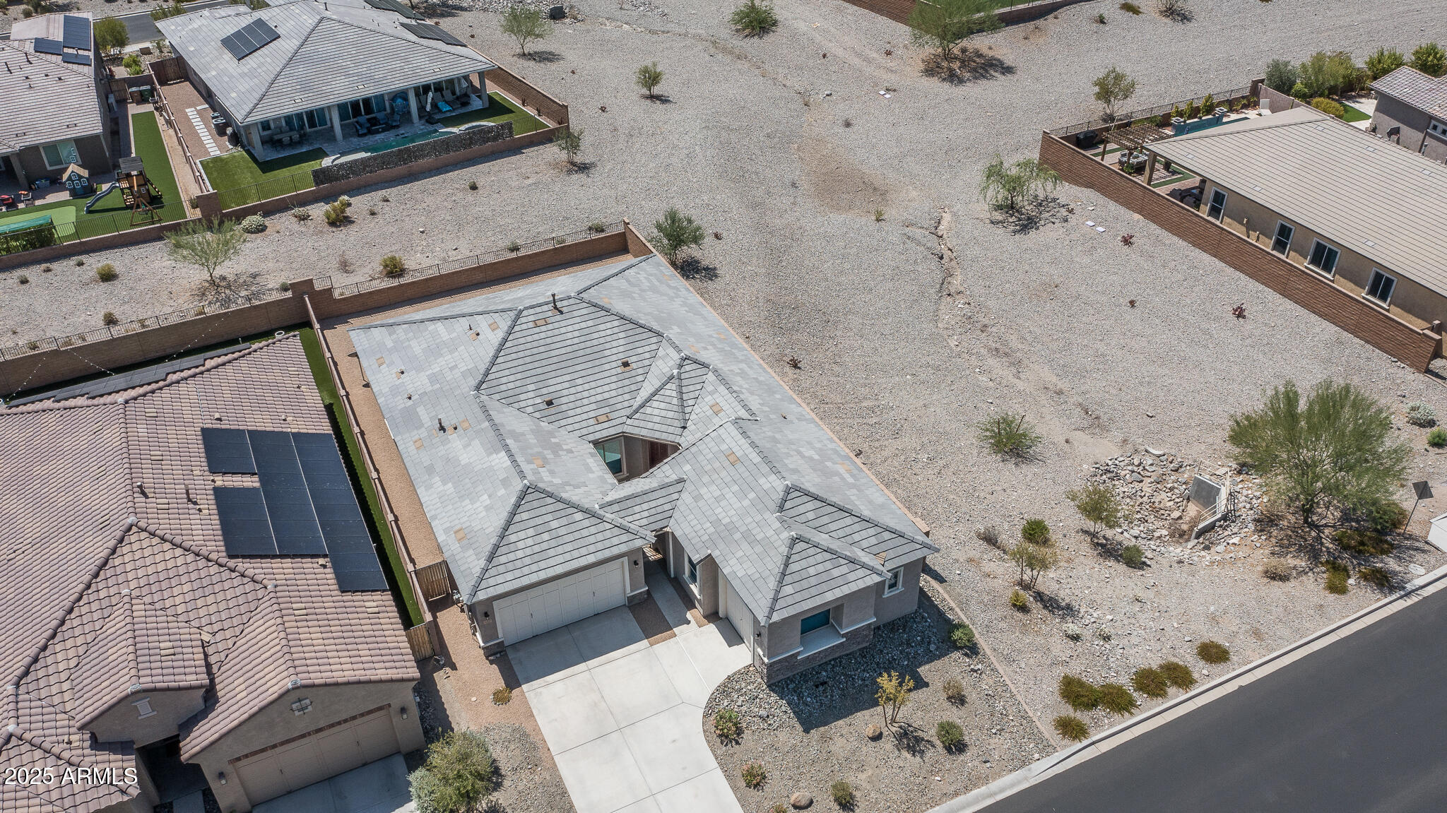 16527 W VALENCIA Drive