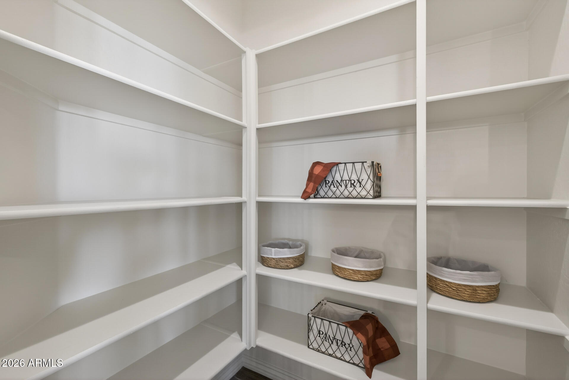 23024 E ARROWHEAD Trail