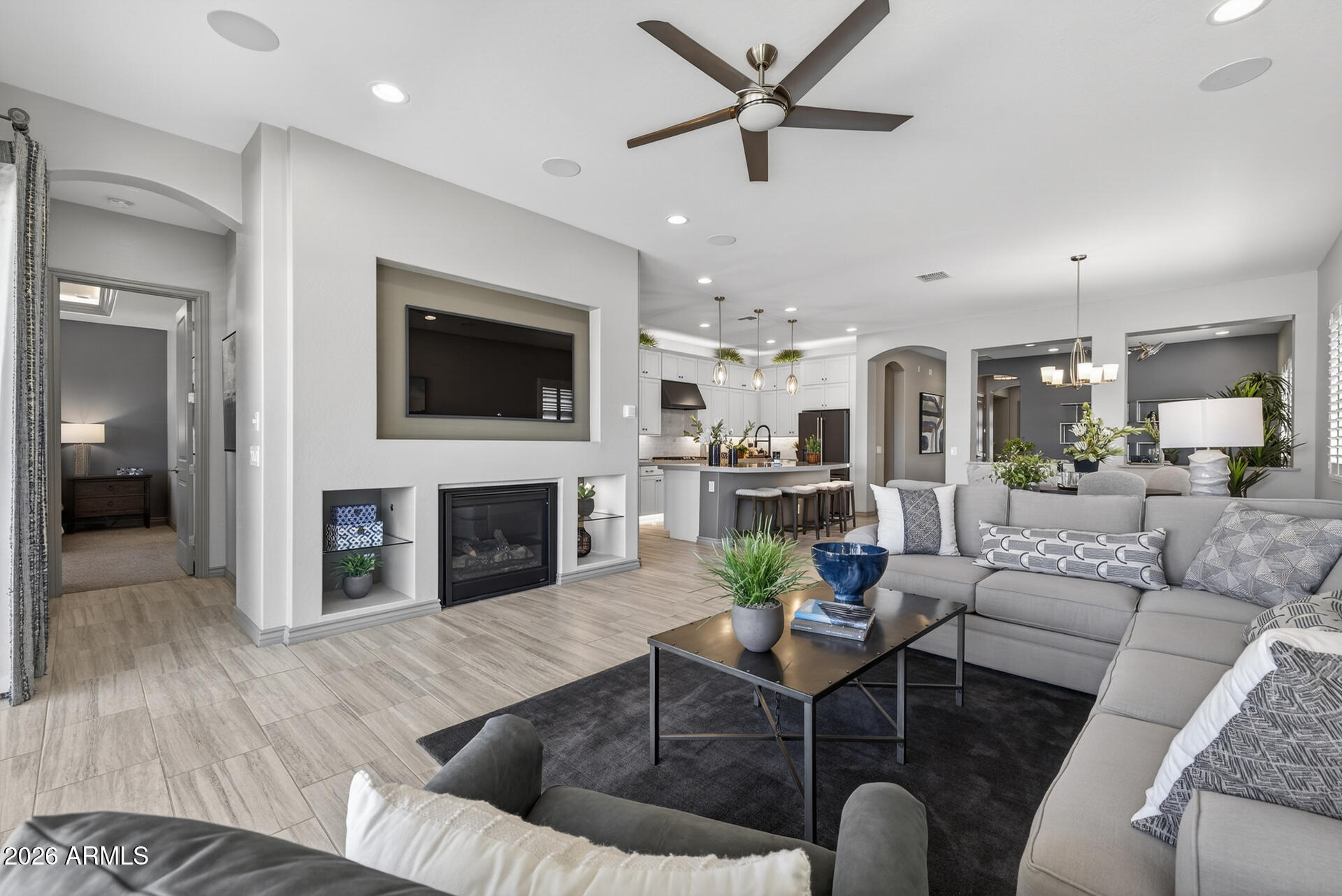 23032 E ARROWHEAD Trail