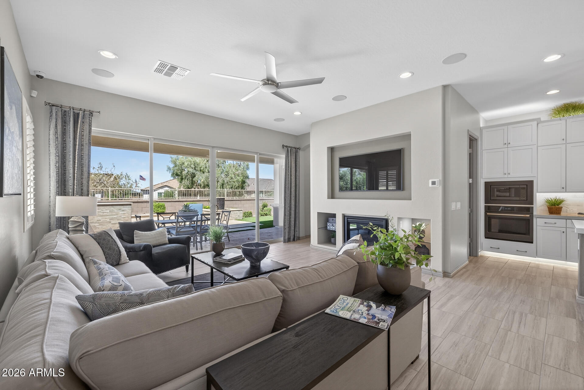 23032 E ARROWHEAD Trail