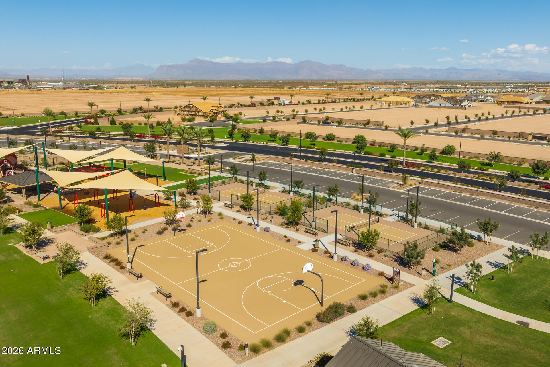 23032 E ARROWHEAD Trail