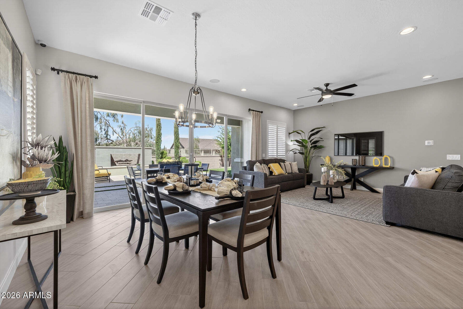 23040 E ARROWHEAD Trail