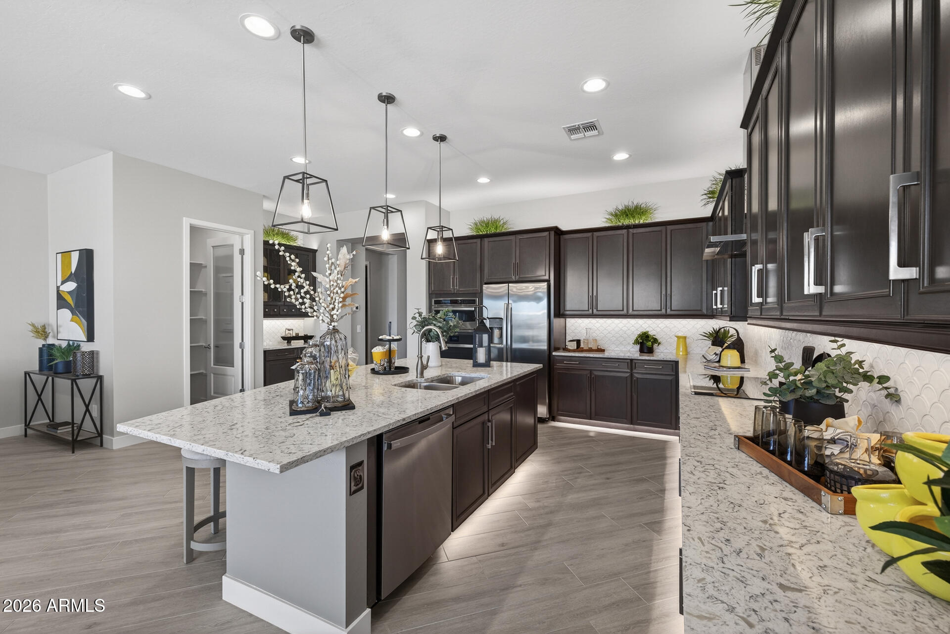 23040 E ARROWHEAD Trail