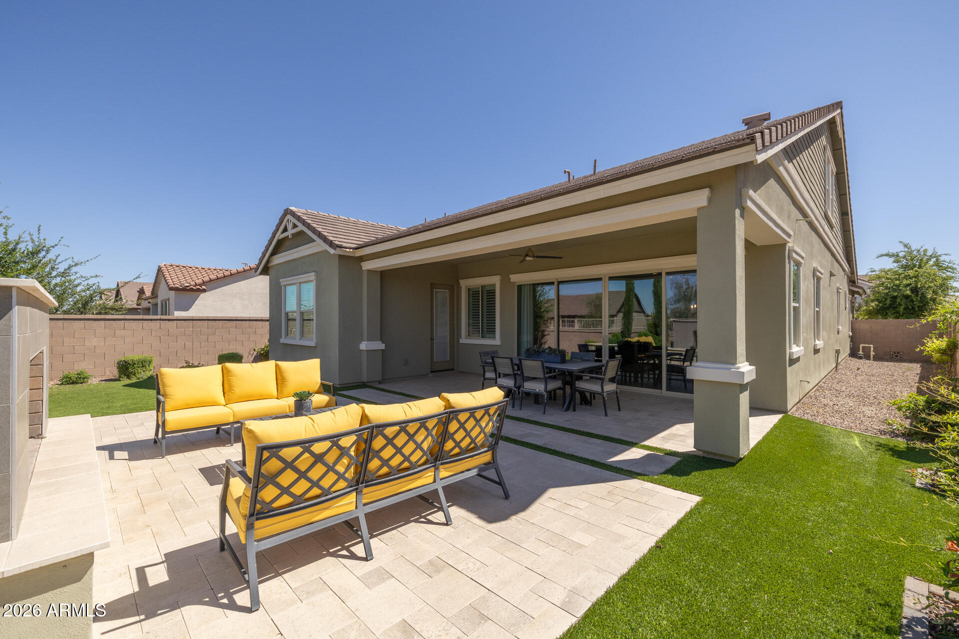 23040 E ARROWHEAD Trail