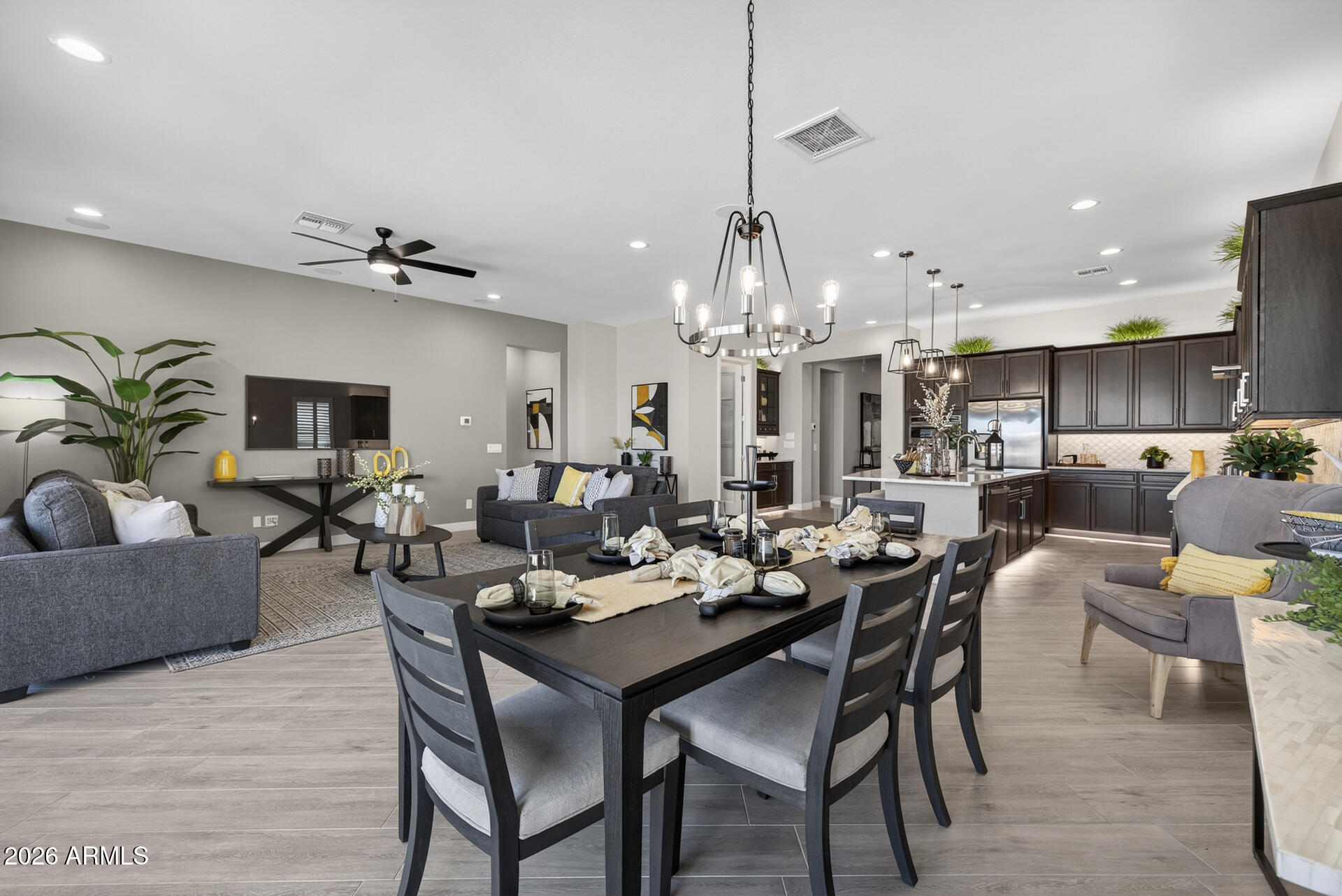 23040 E ARROWHEAD Trail