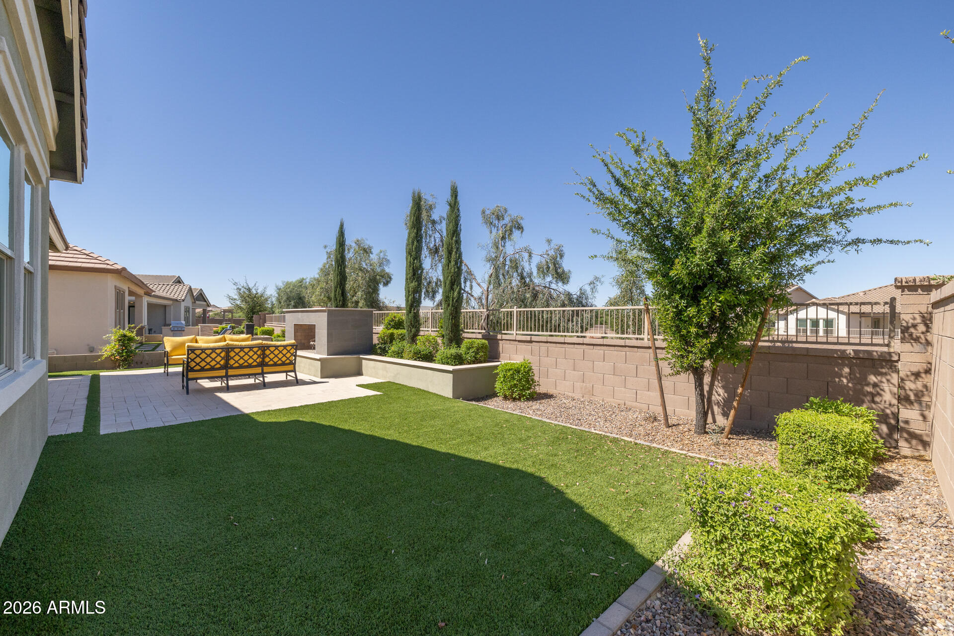 23040 E ARROWHEAD Trail