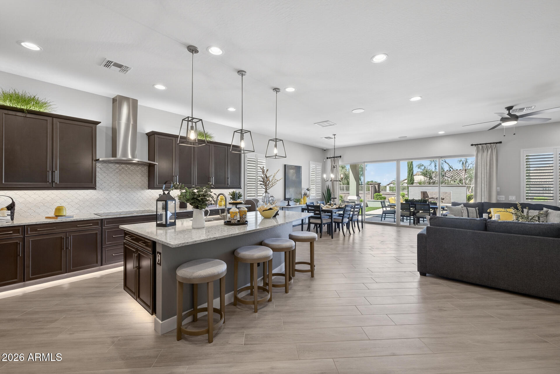 23040 E ARROWHEAD Trail