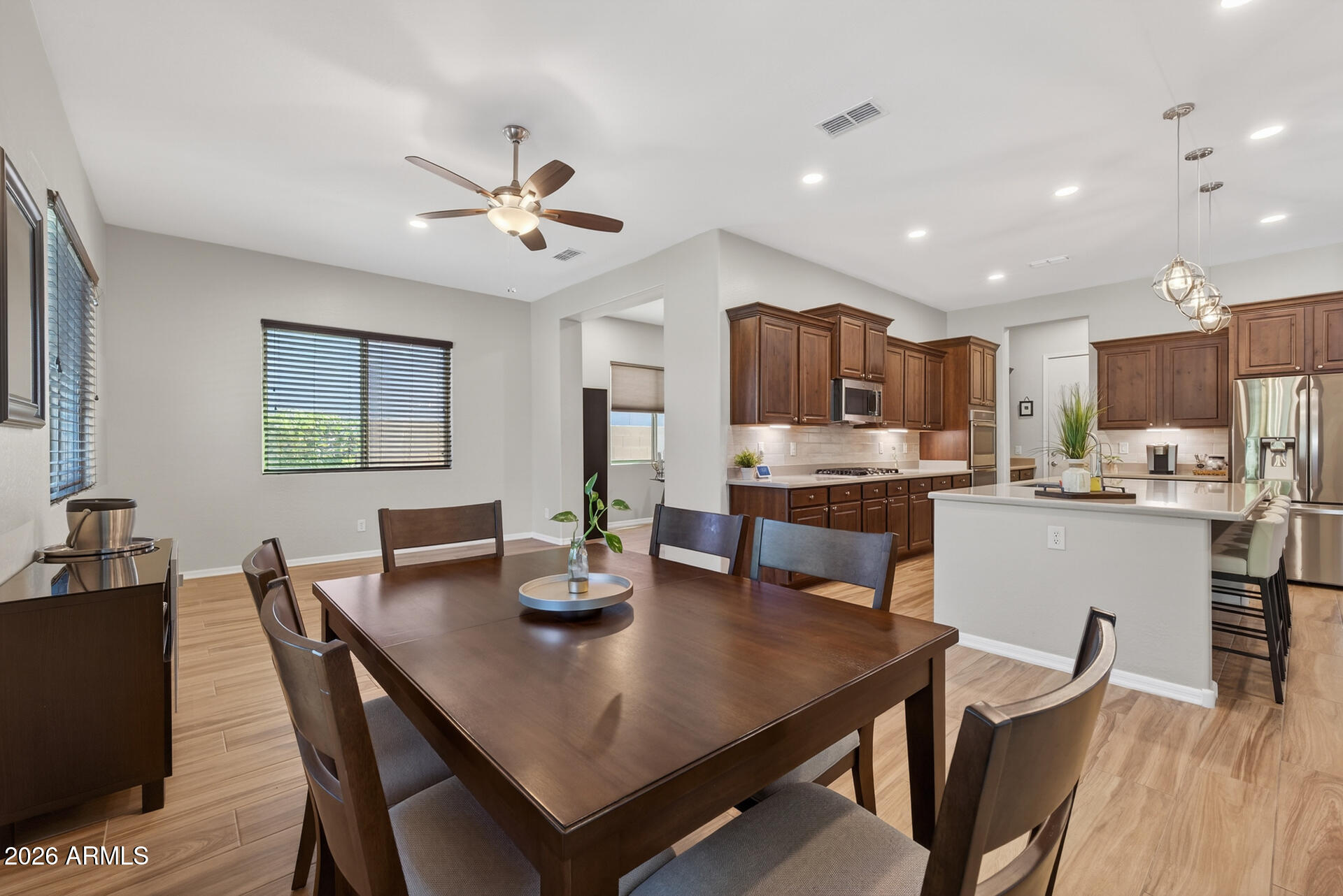 3524 E LOMA VISTA Street