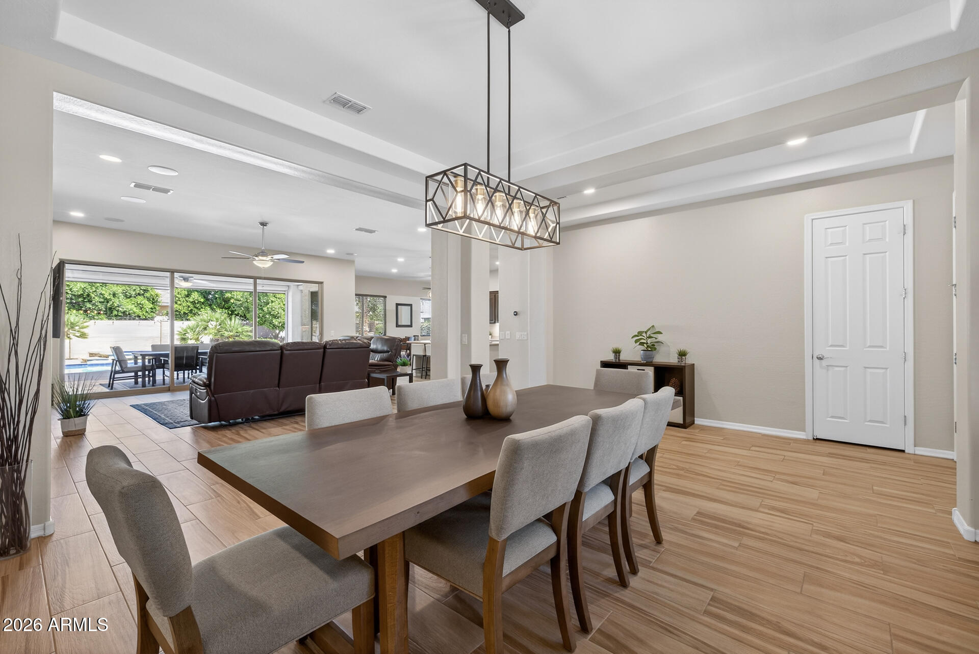 3524 E LOMA VISTA Street