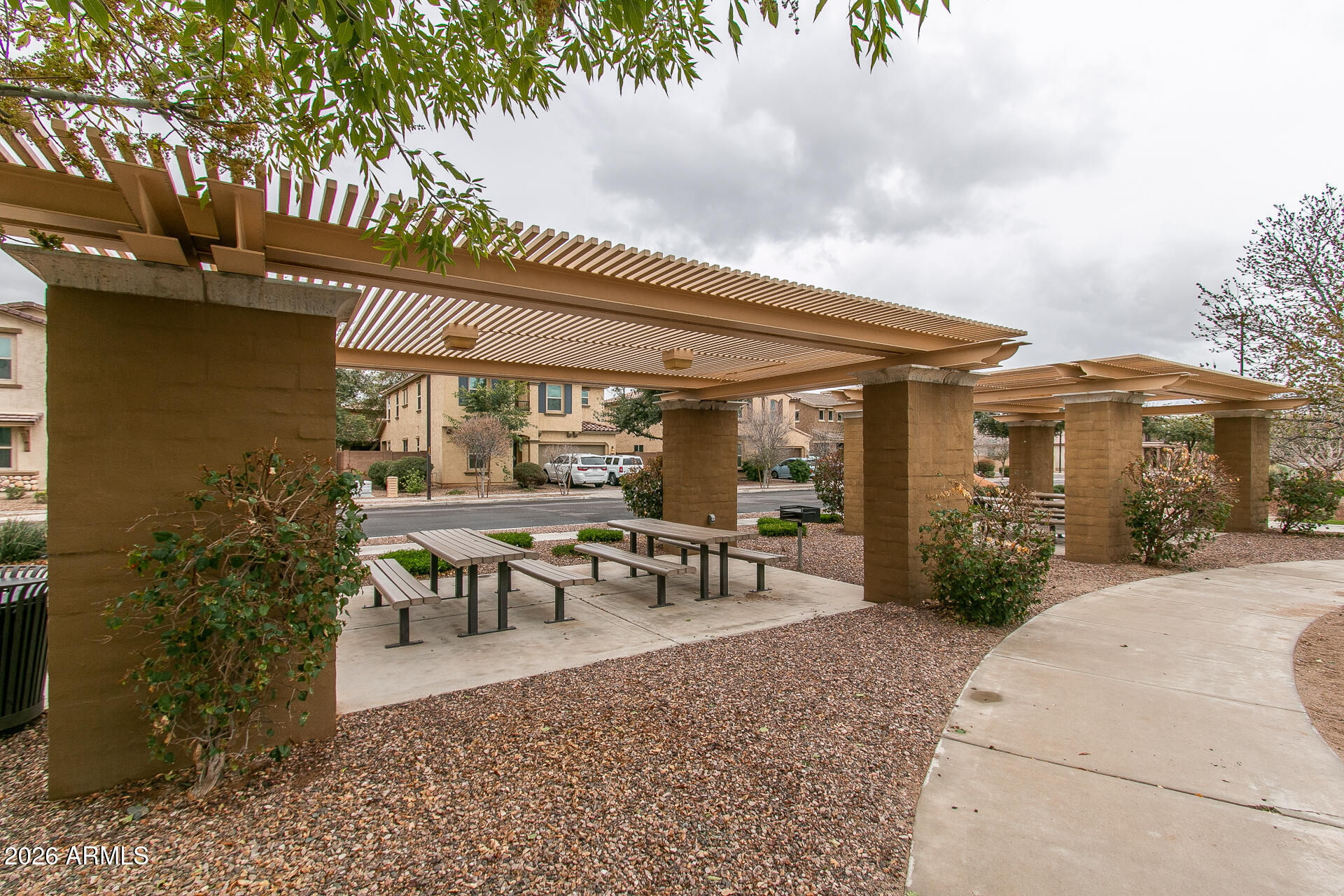 3524 E LOMA VISTA Street