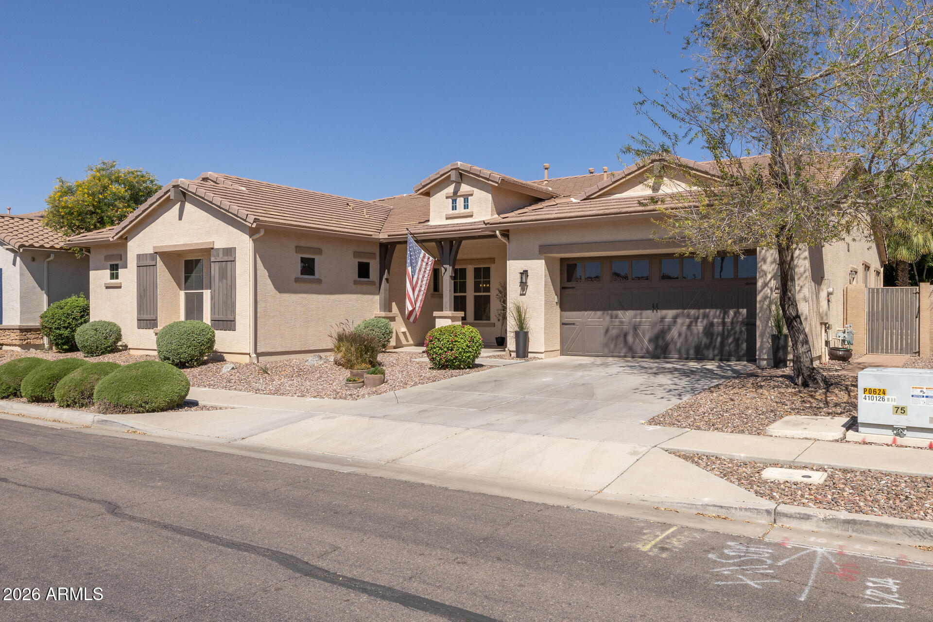 3524 E LOMA VISTA Street