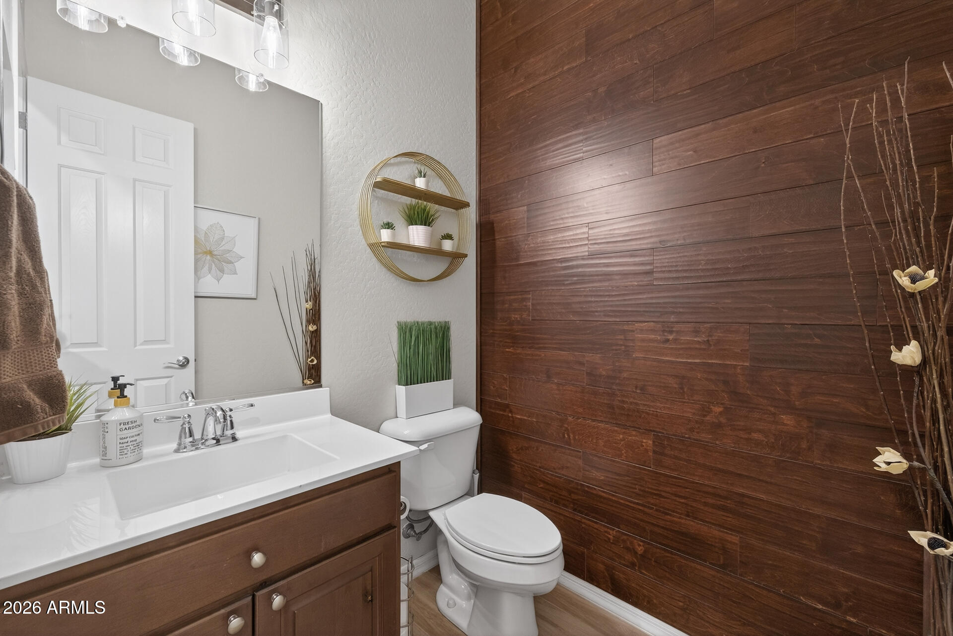 3524 E LOMA VISTA Street