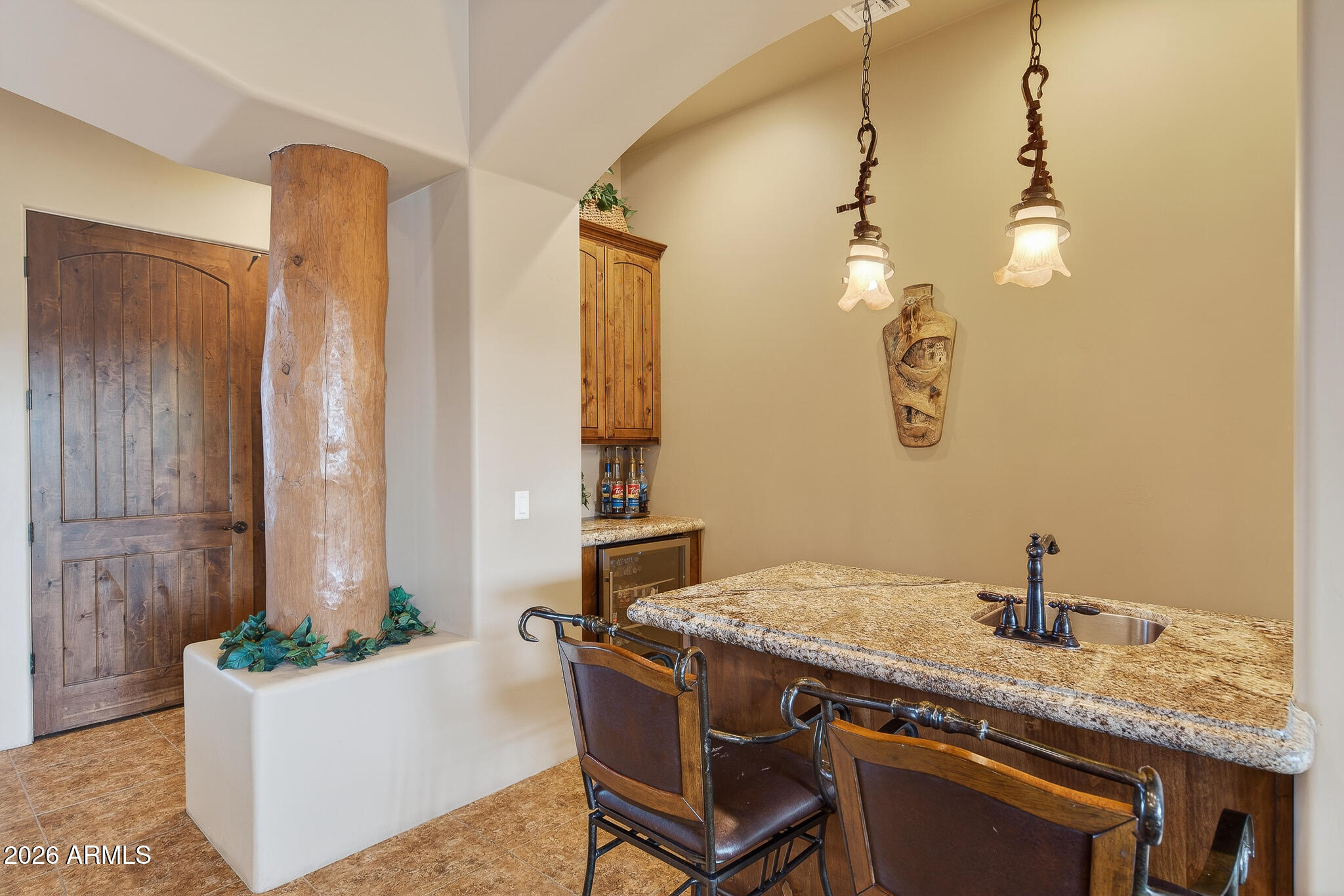 19707 W MARIPOSA Drive