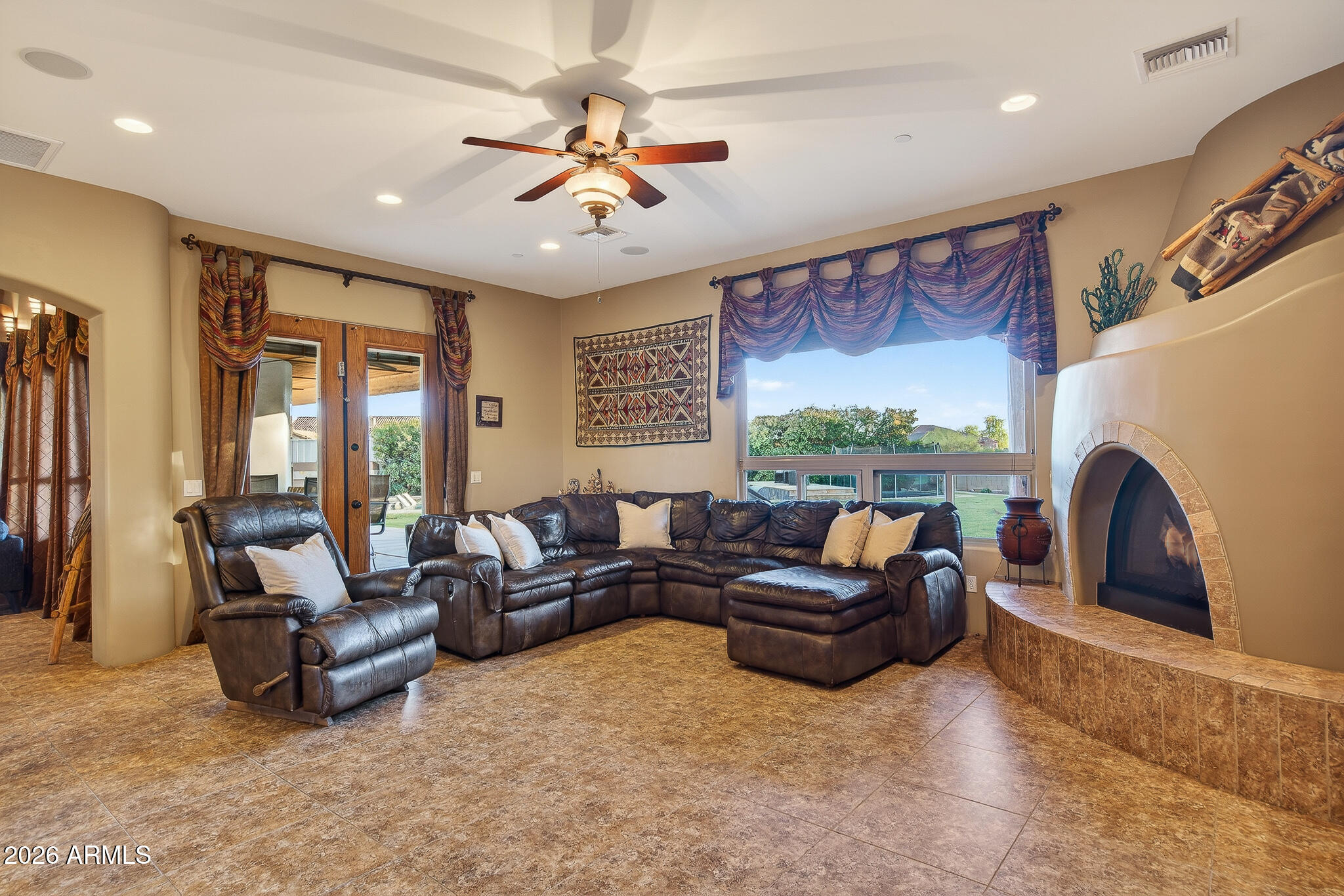 19707 W MARIPOSA Drive