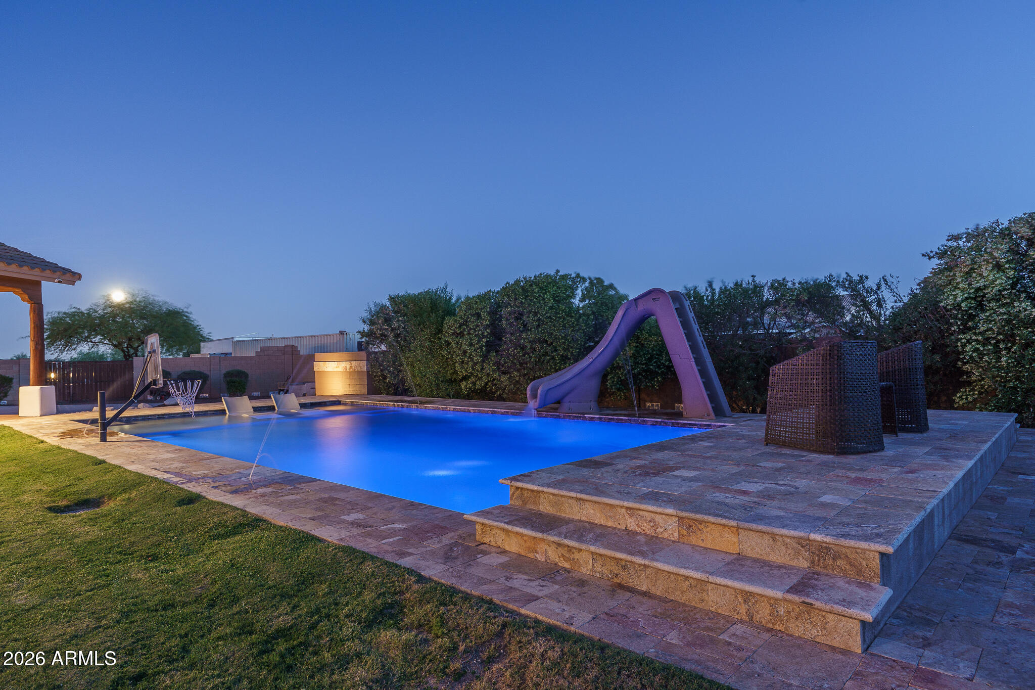 19707 W MARIPOSA Drive