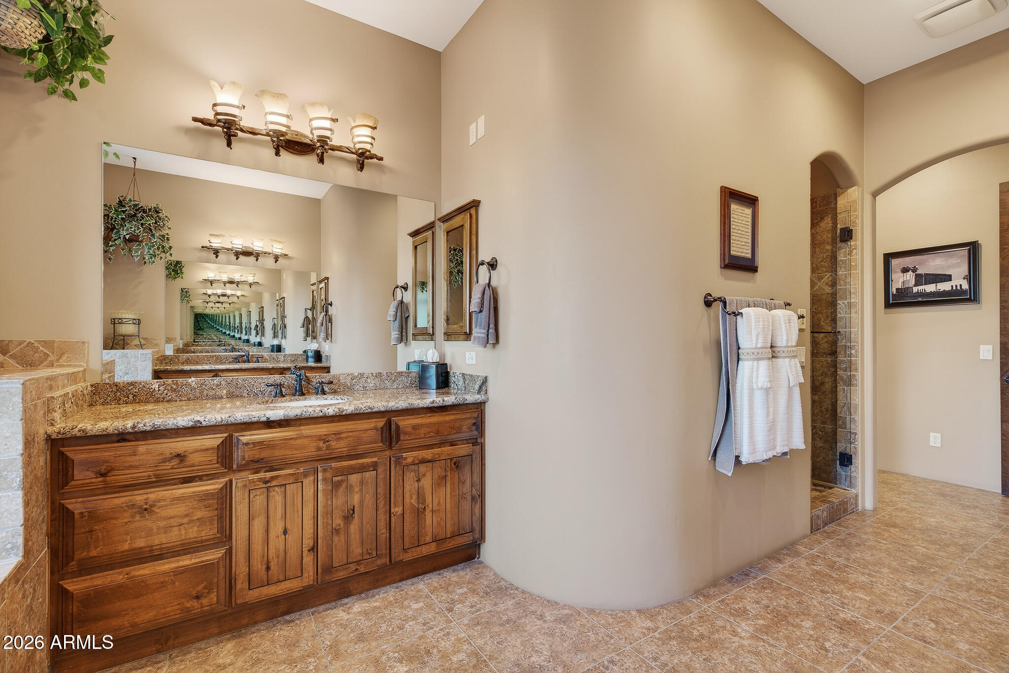 19707 W MARIPOSA Drive