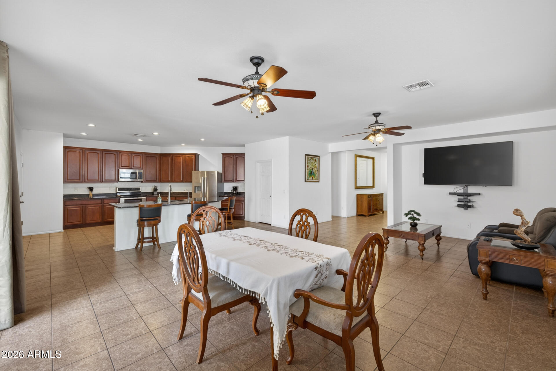 4132 E DEVON Drive