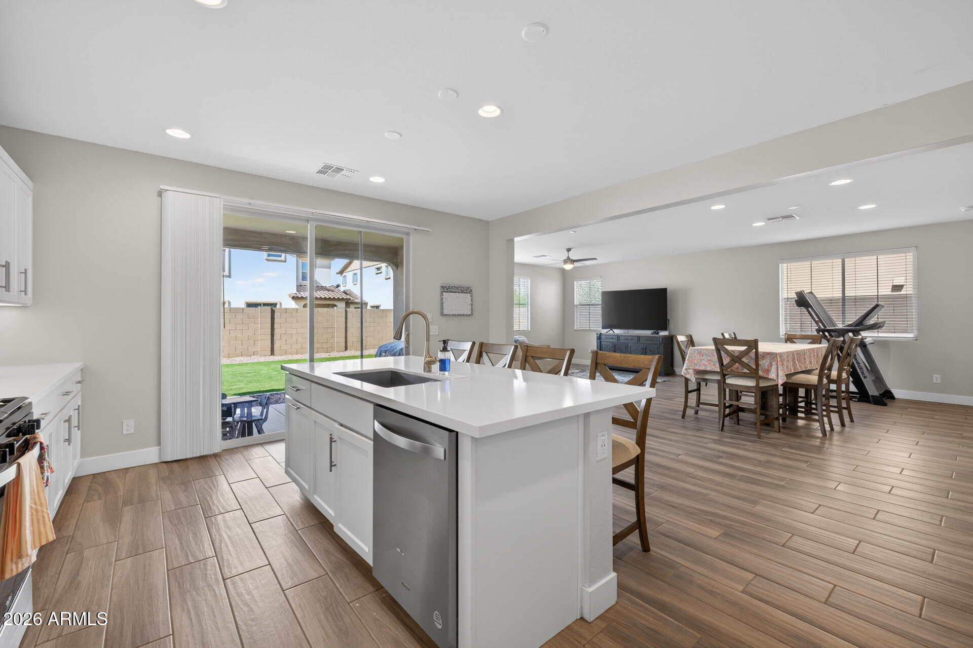 21262 E KINGBIRD Drive