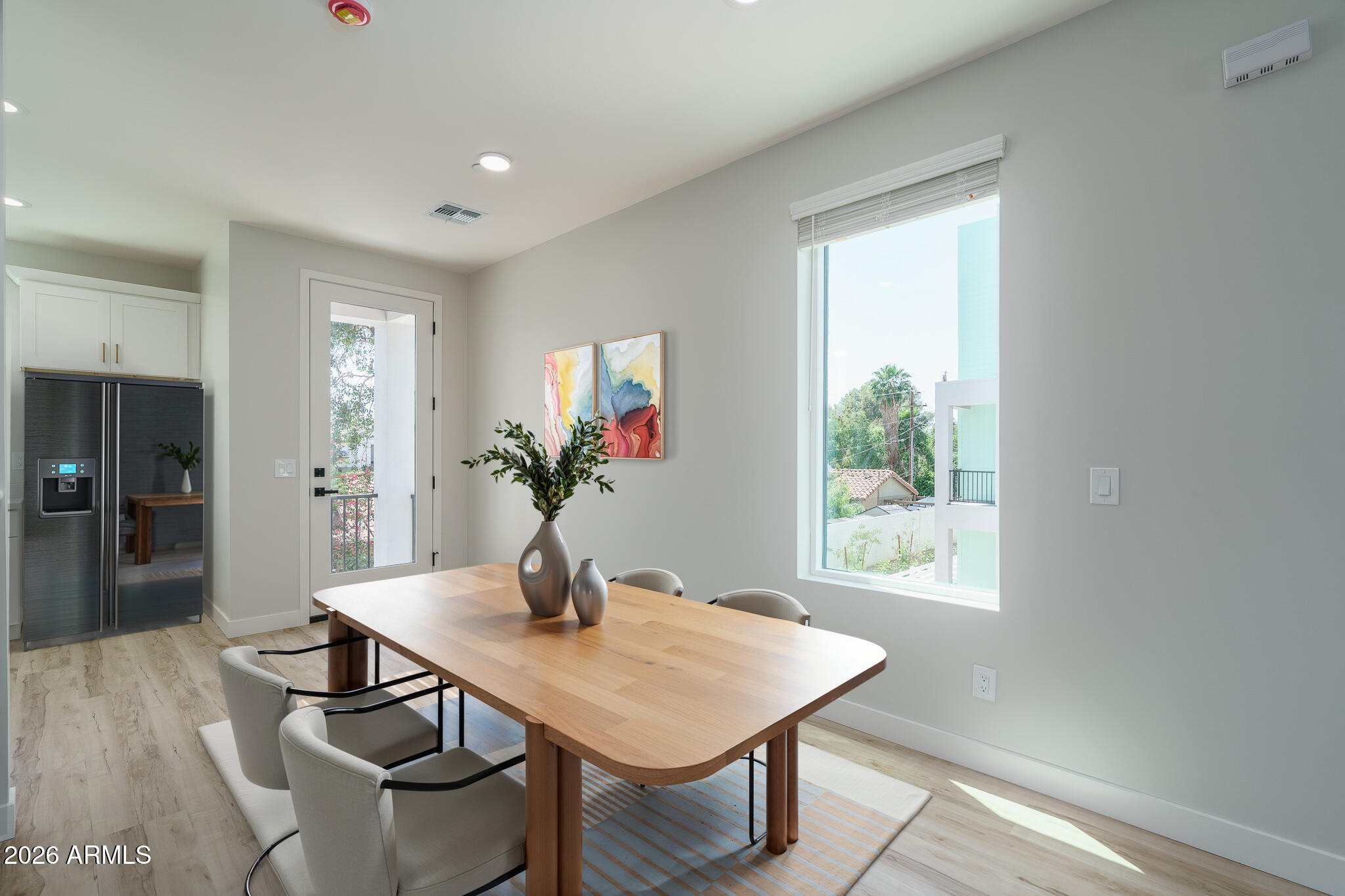 2601 E CLARENDON Avenue 14