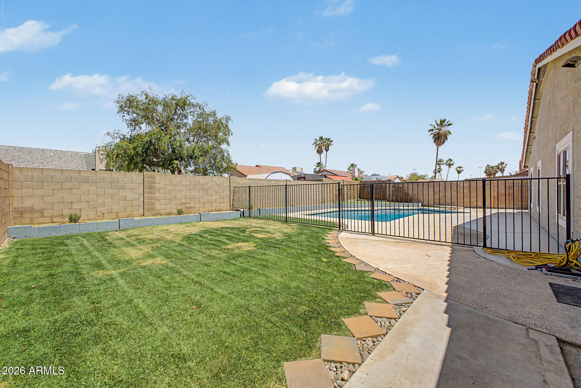 6350 W ONYX Avenue