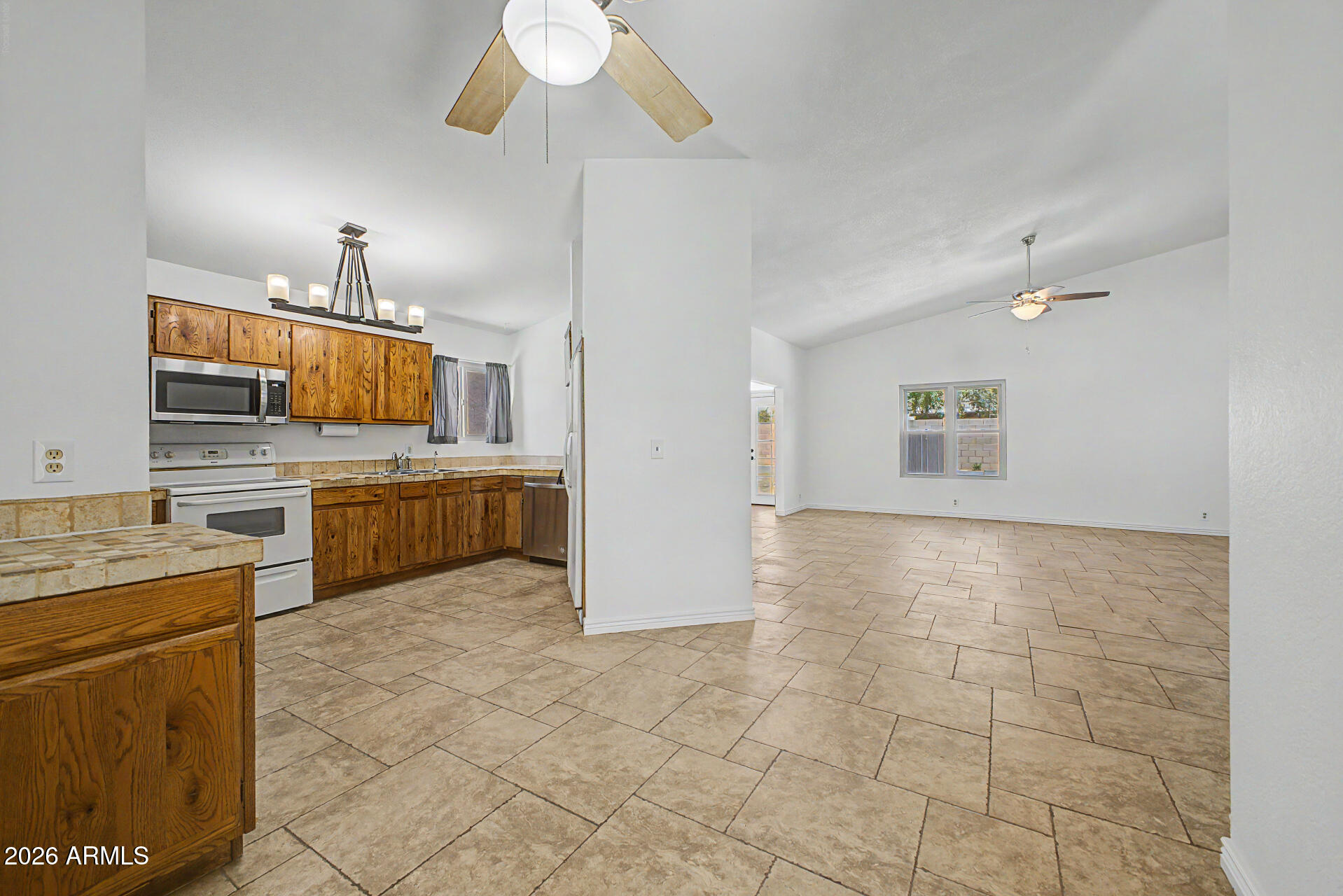 6350 W ONYX Avenue