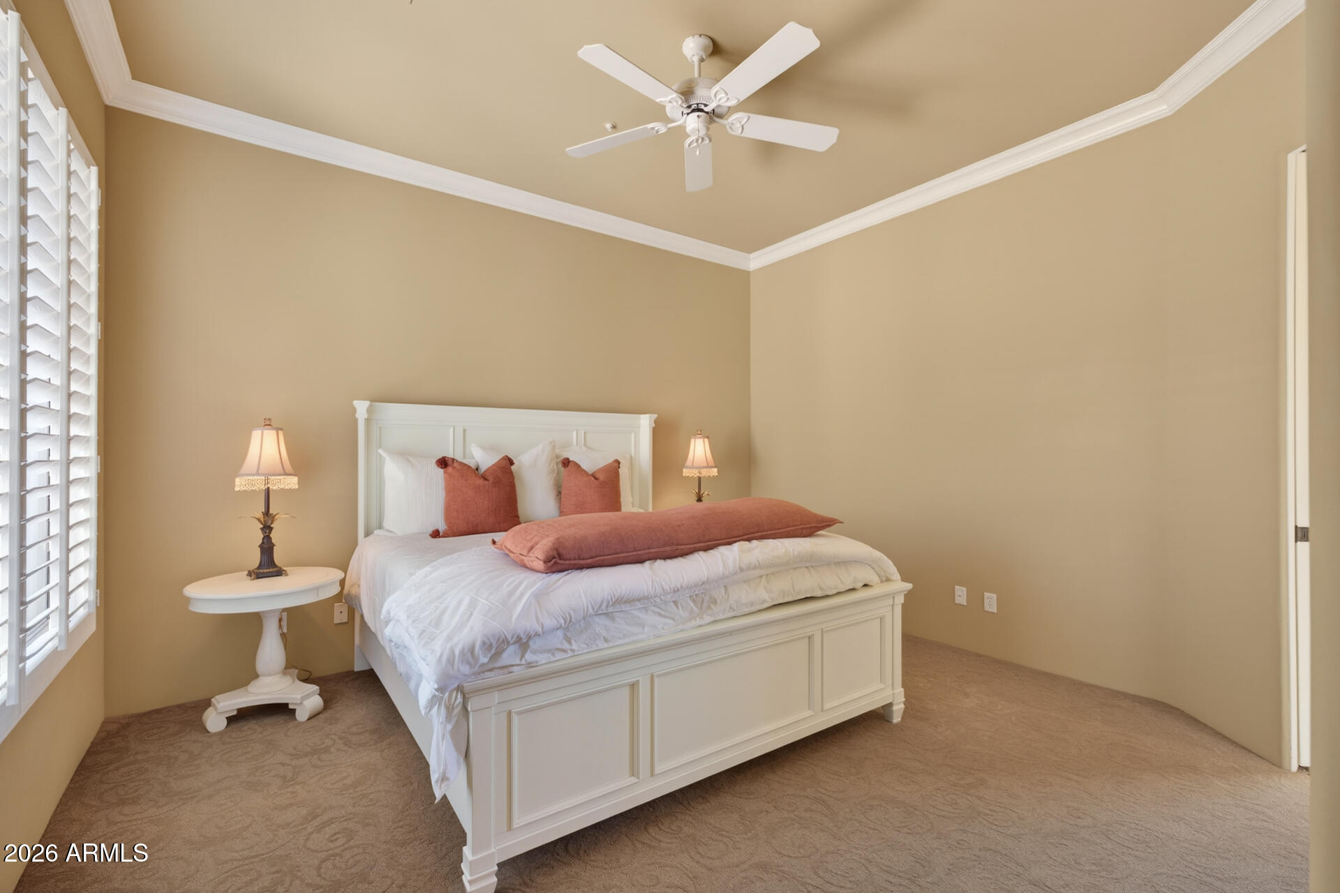 10686 E MARK Lane