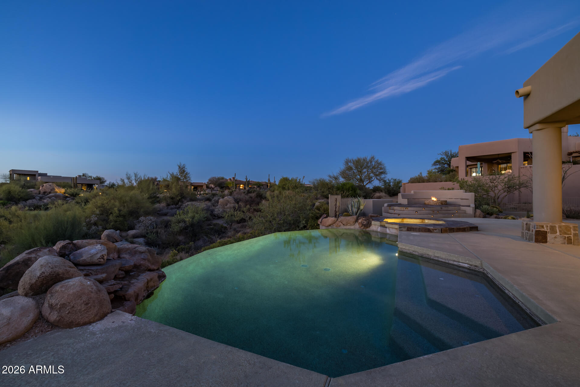 10686 E MARK Lane