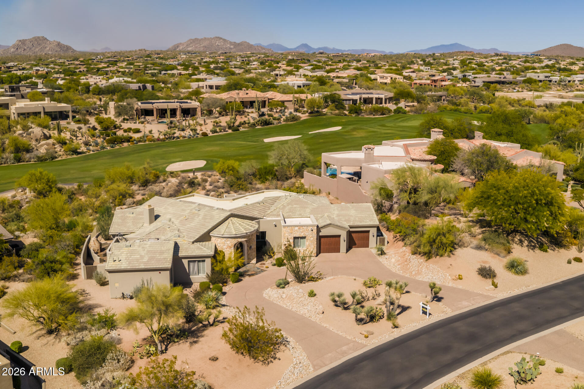 10686 E MARK Lane