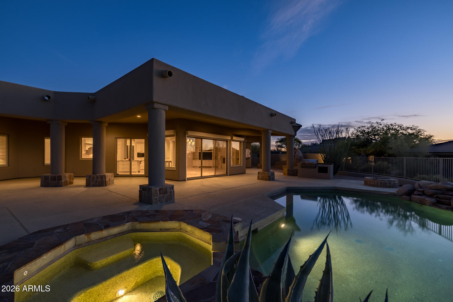 10686 E MARK Lane